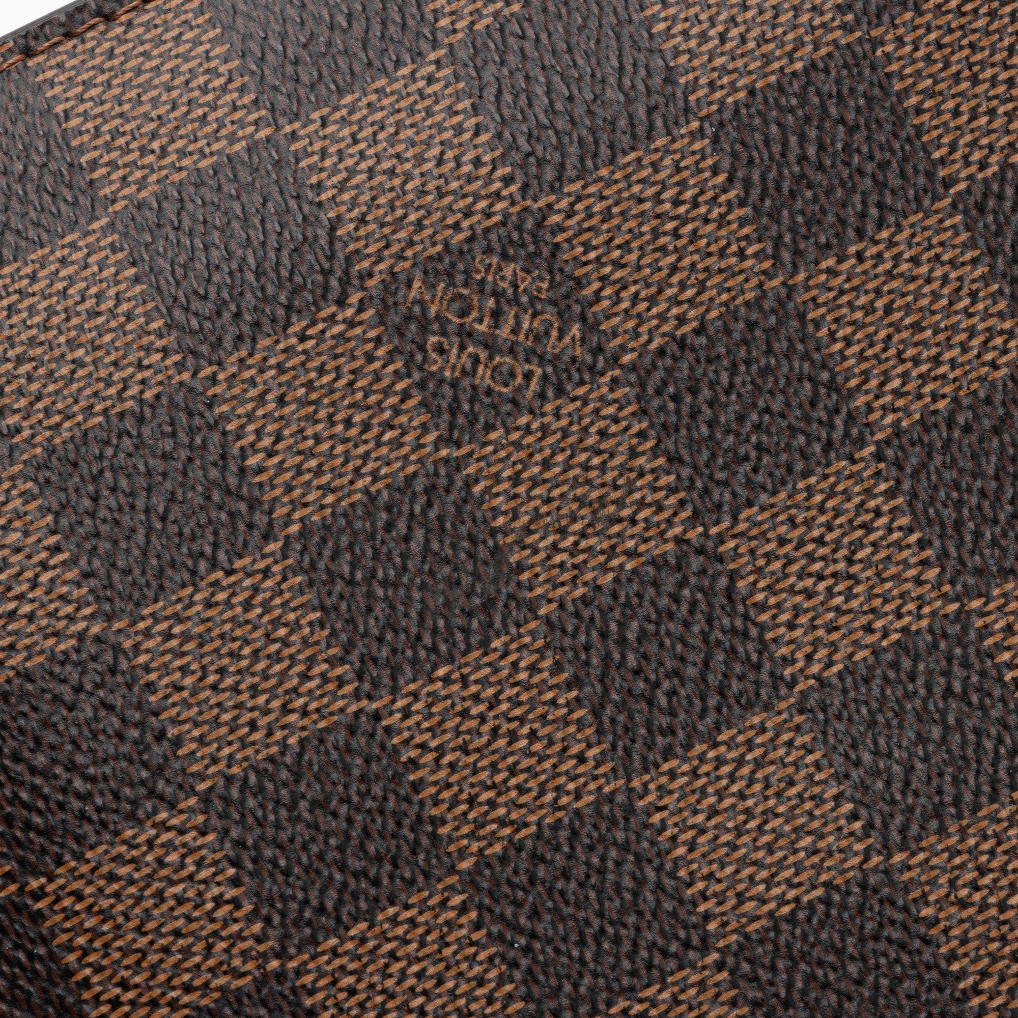 Louis Vuitton Damier Ebene Neverfull MM Pochette (SHF-mofaVU)