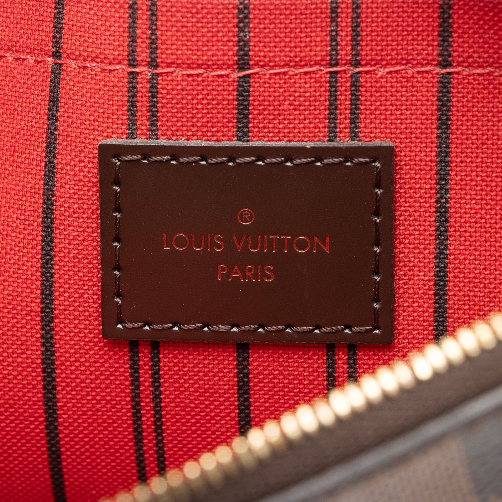 Louis Vuitton Damier Ebene Neverfull MM Pochette (SHF-mofaVU)