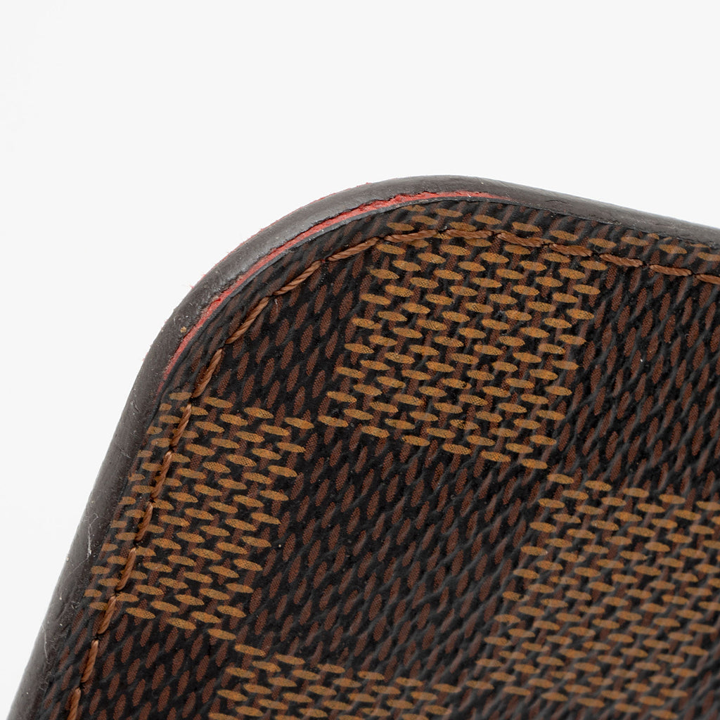 Louis Vuitton Damier Ebene Neverfull MM Pochette