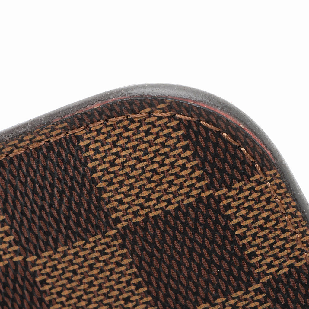 Louis Vuitton Damier Ebene Neverfull MM Pochette