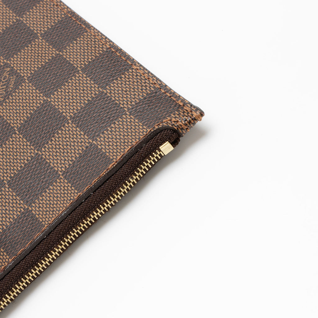 Louis Vuitton Damier Ebene Neverfull MM Pochette