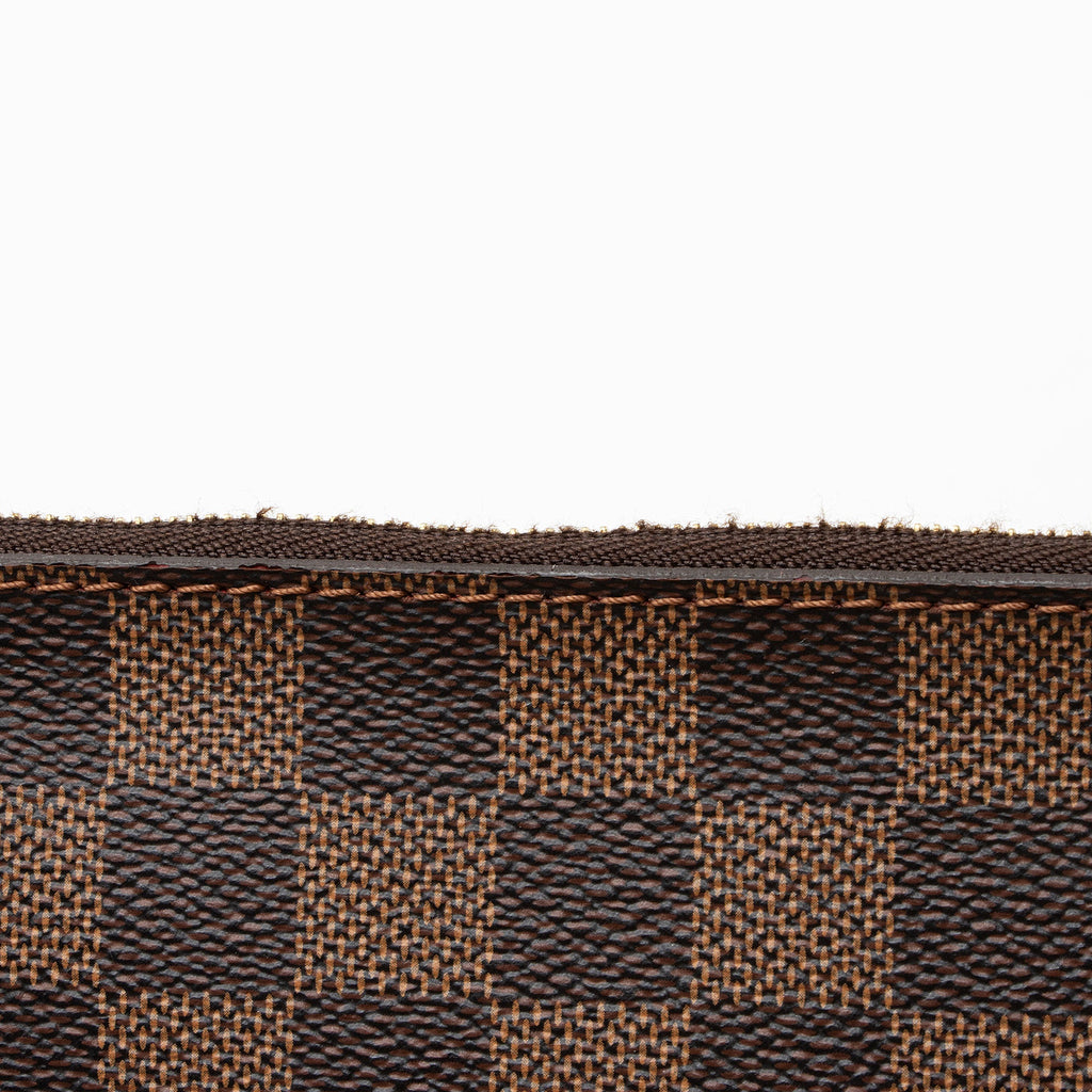 Louis Vuitton Damier Ebene Neverfull MM Pochette