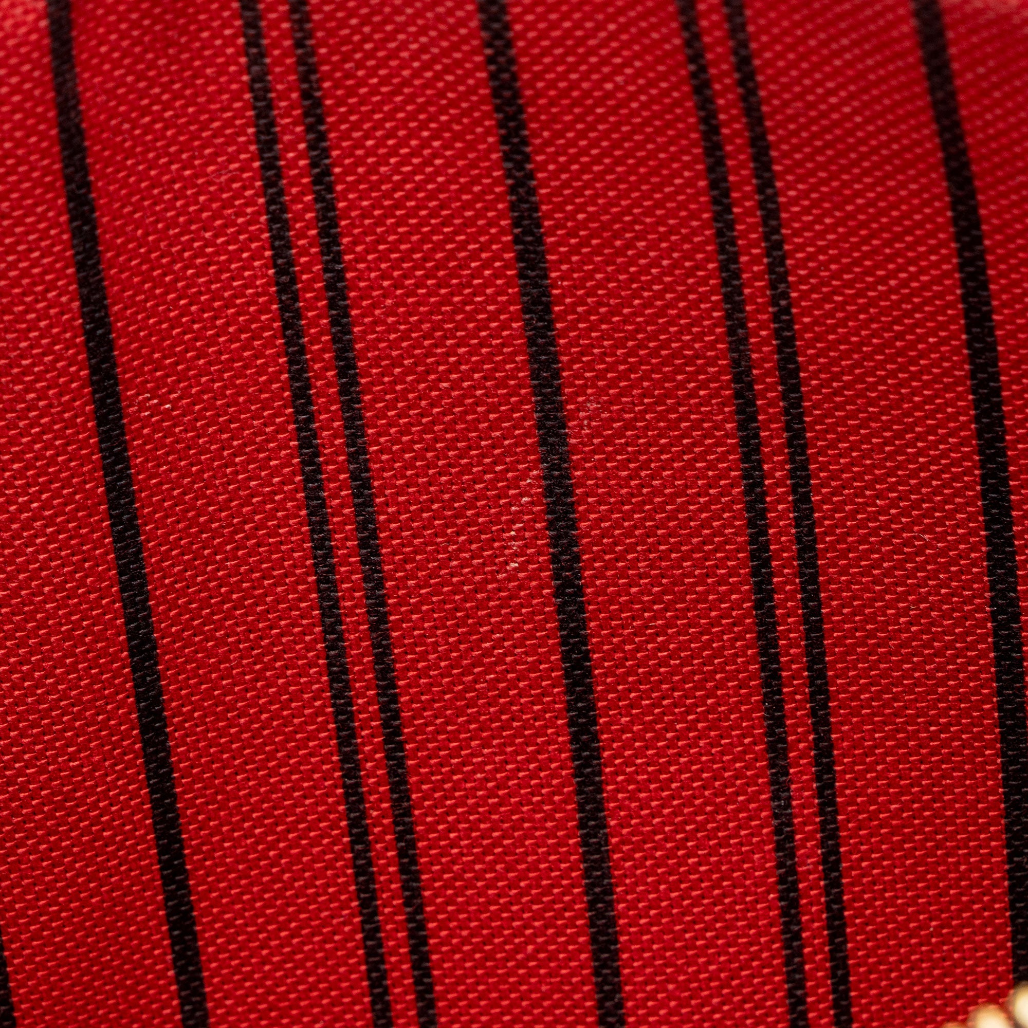 Louis Vuitton Damier Ebene Neverfull MM Pochette