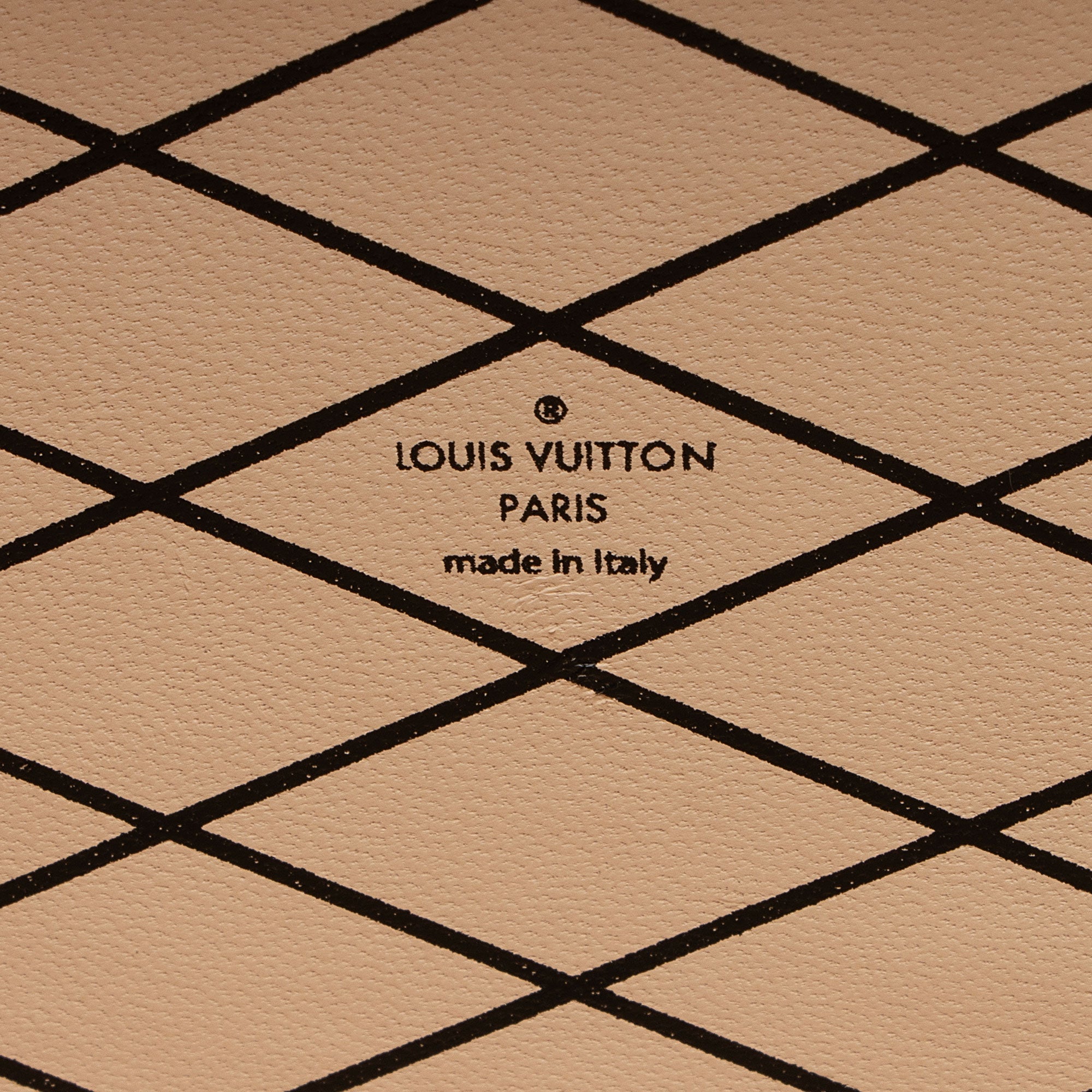 Louis Vuitton Damier Ebene Petite Malle Bag