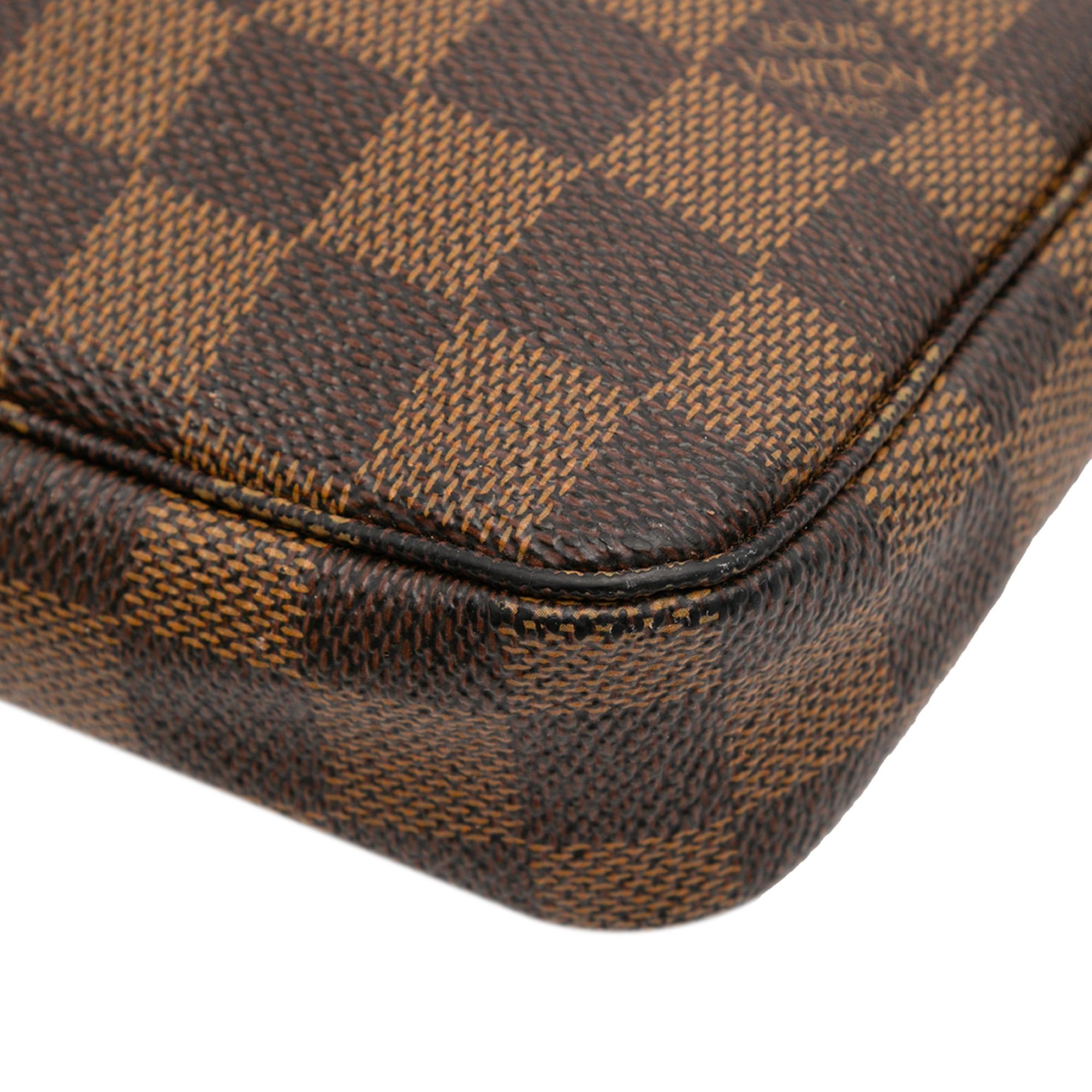 Louis Vuitton Damier Ebene Pochette Accessoires