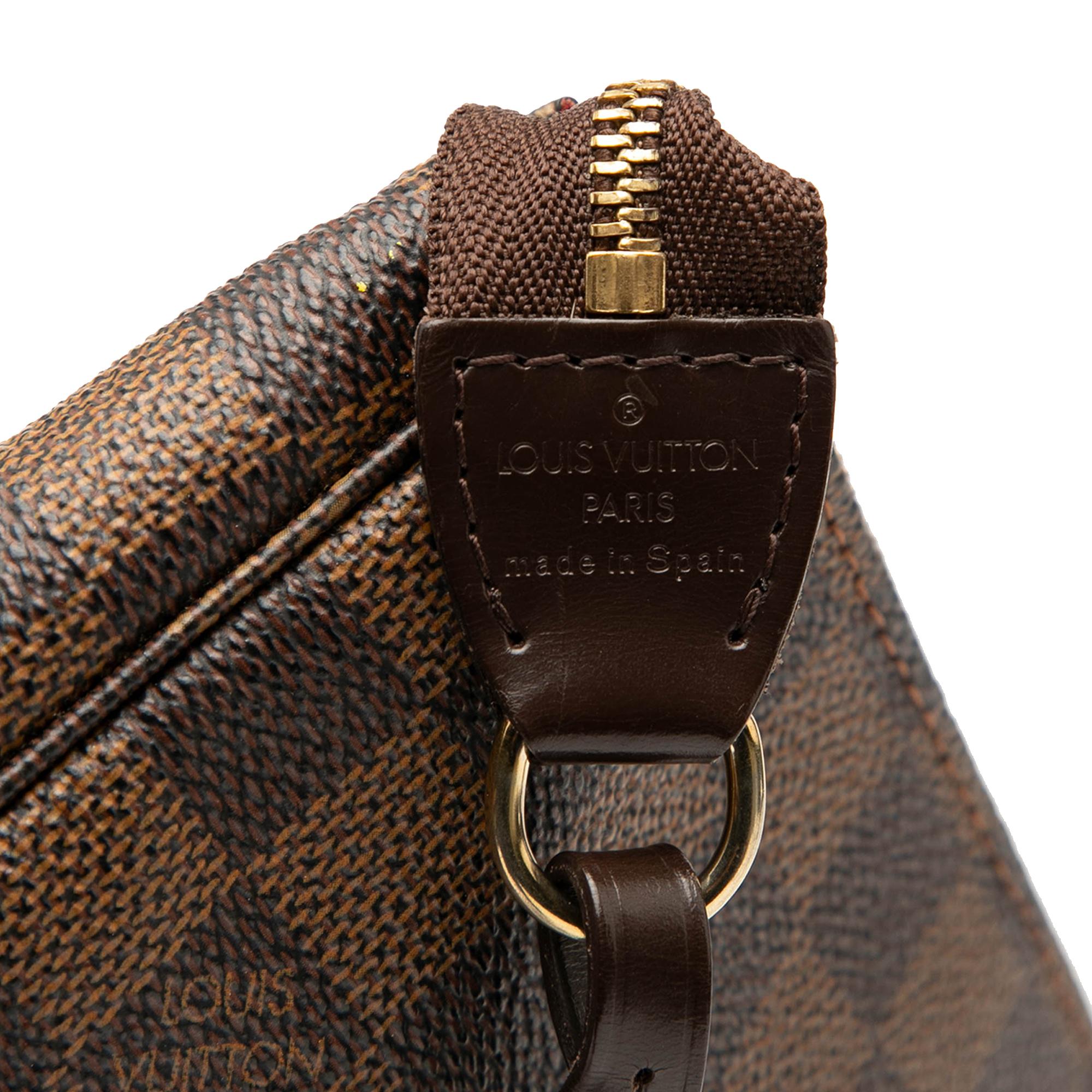 Louis Vuitton Damier Ebene Pochette Accessoires