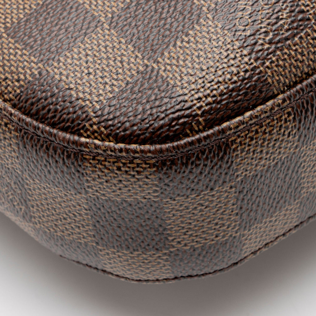 Louis Vuitton Damier Ebene South Bank Besace Shoulder Bag