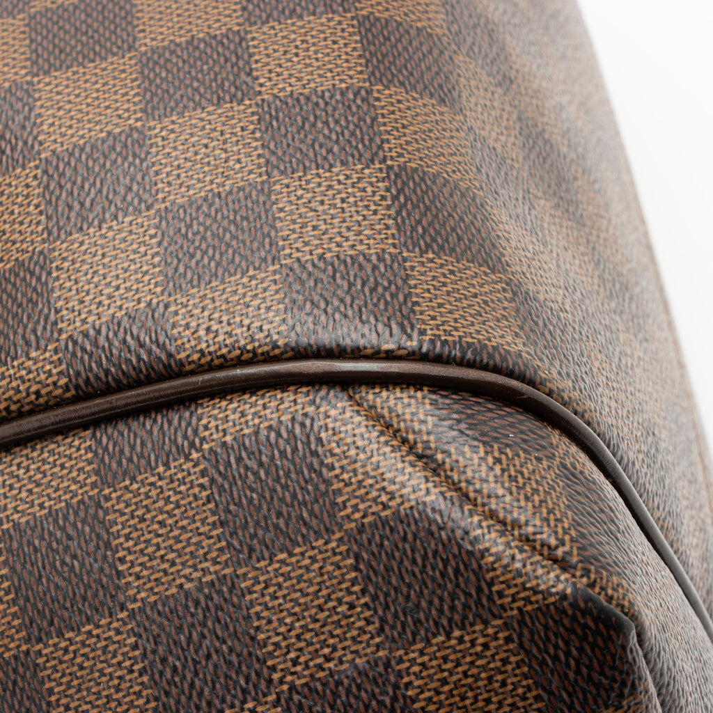 Louis Vuitton Damier Ebene Totally MM Tote (SHF-tIZLqg)