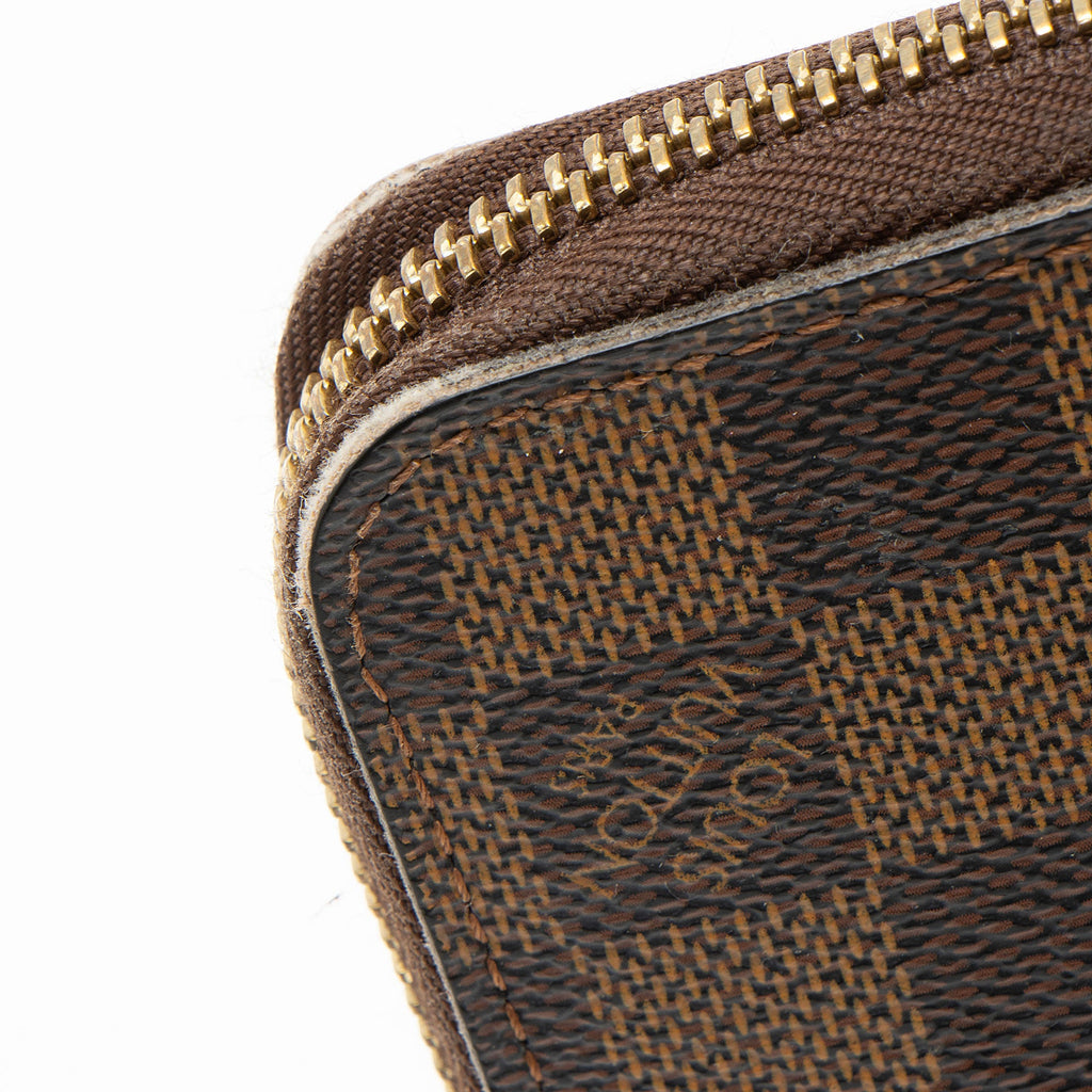 Louis Vuitton Damier Ebene Zippy Wallet