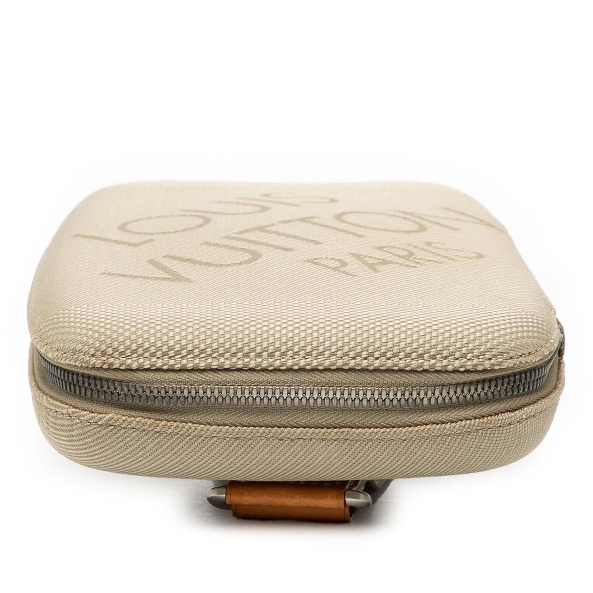 Louis Vuitton Damier Geant Mage