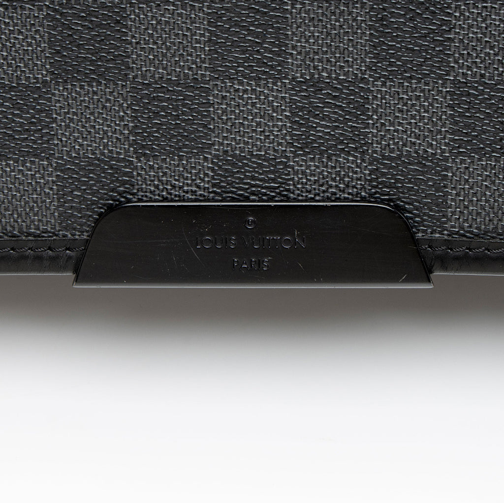Louis Vuitton Damier Graphite Daniel MM Messenger