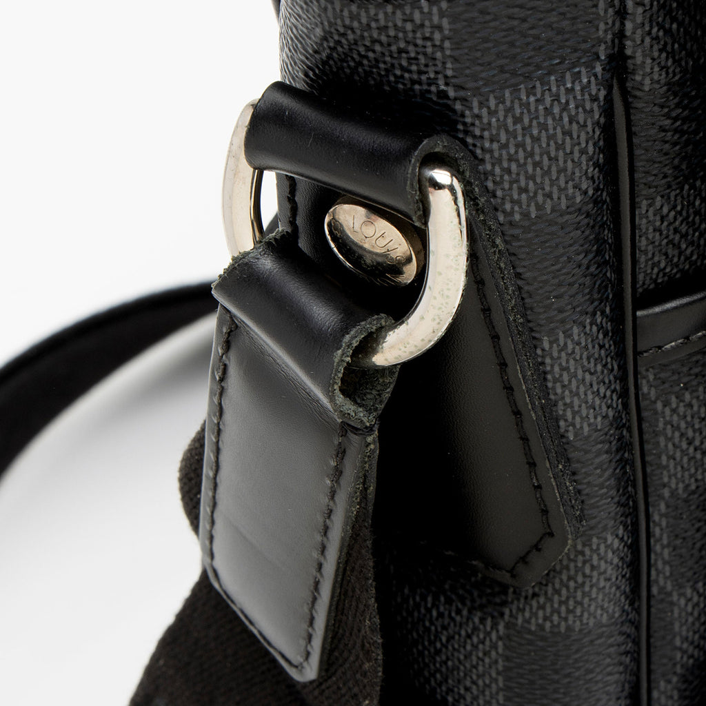 Louis Vuitton Damier Graphite Daniel MM Messenger