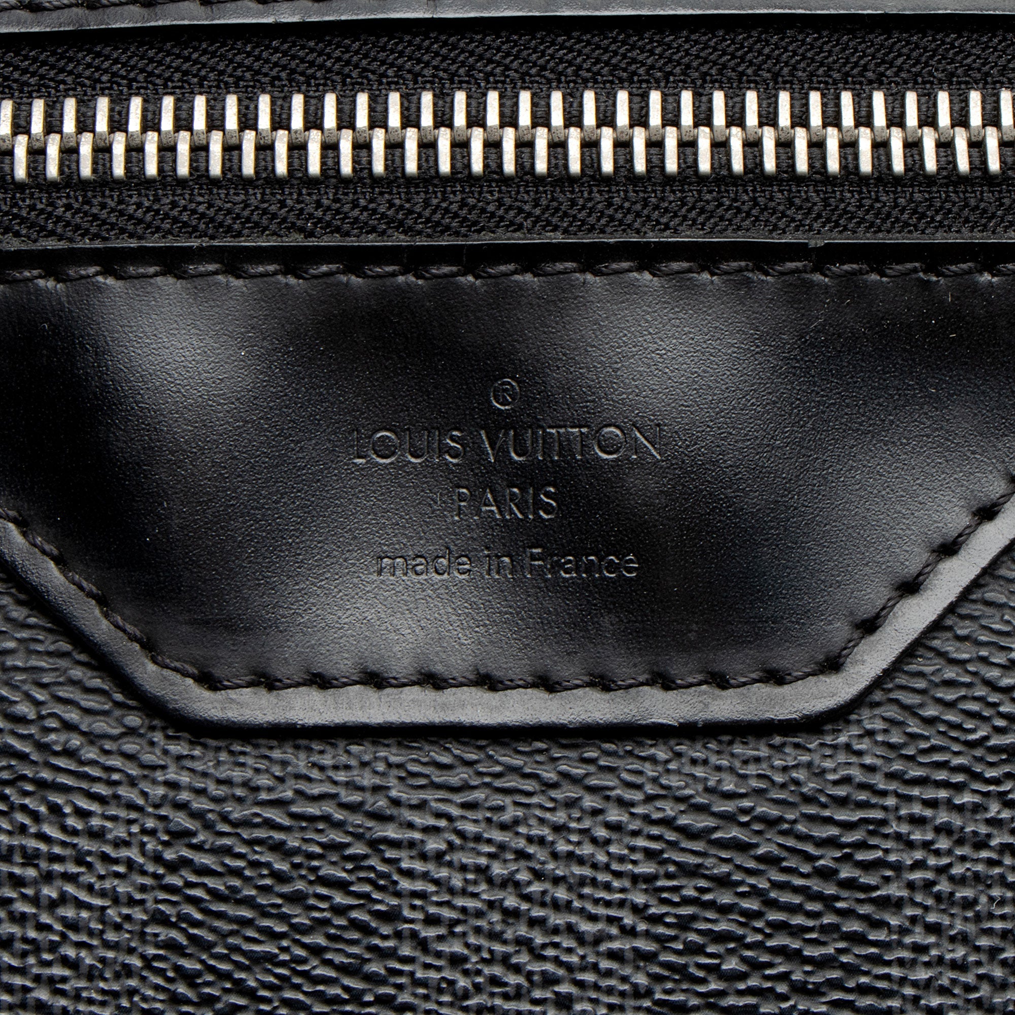 Louis Vuitton Damier Graphite Daniel MM Messenger