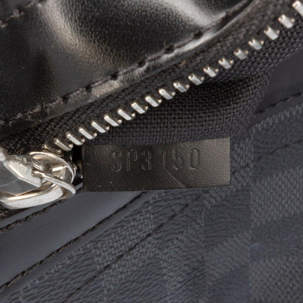 Louis Vuitton Damier Graphite Daniel MM