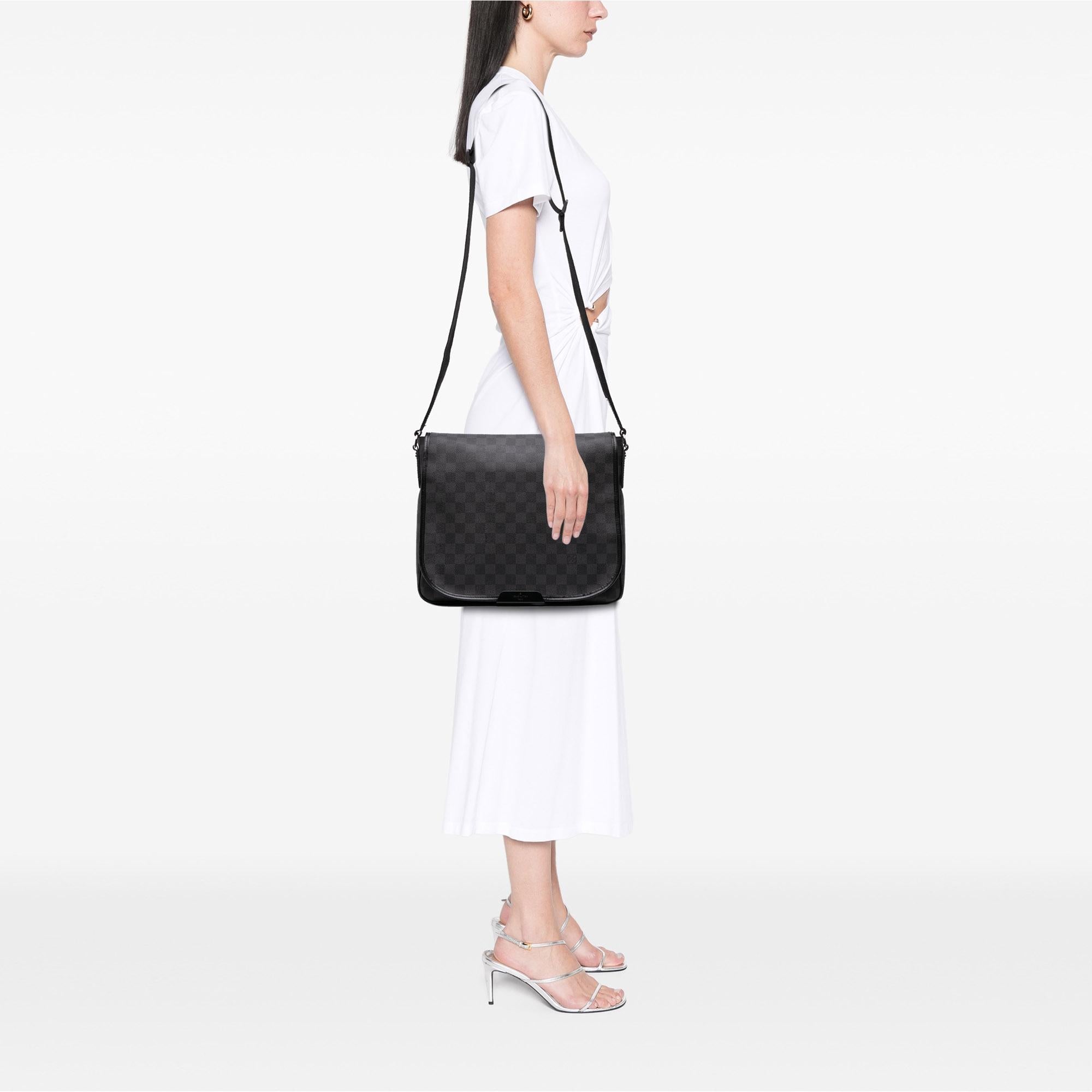 Louis Vuitton Damier Graphite Daniel MM