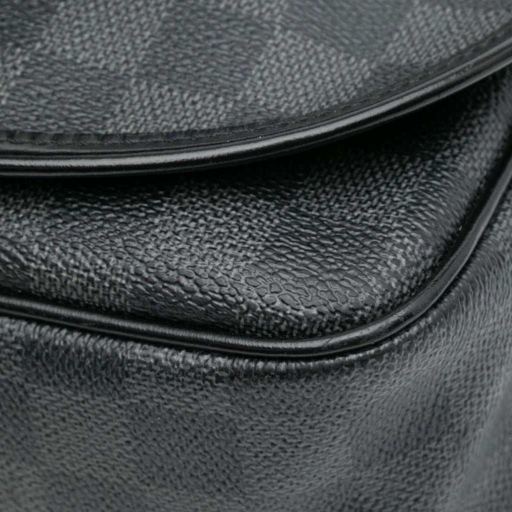 Louis Vuitton Damier Graphite Daniel MM