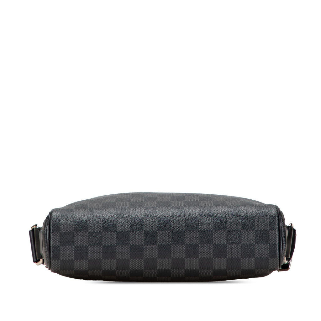 Louis Vuitton Damier Graphite Dayton Reporter PM