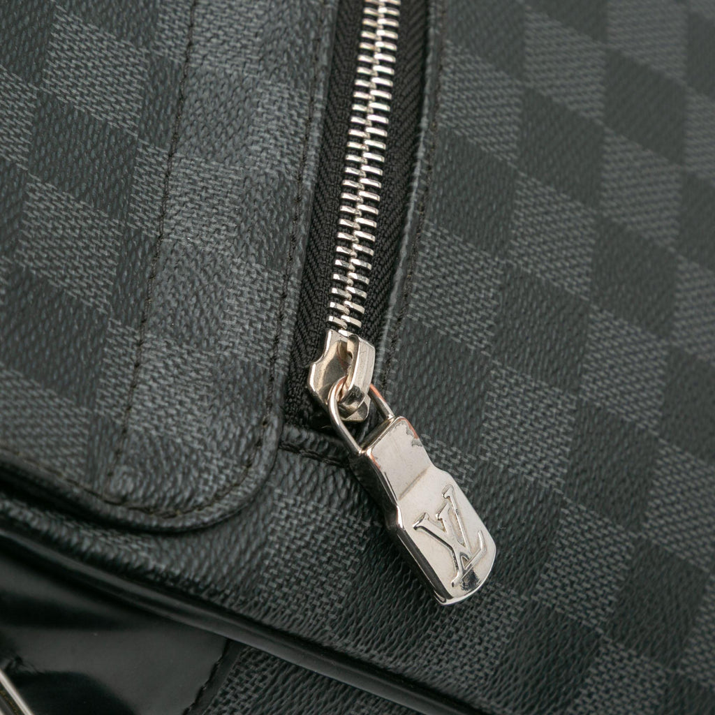Louis Vuitton Damier Graphite District MM