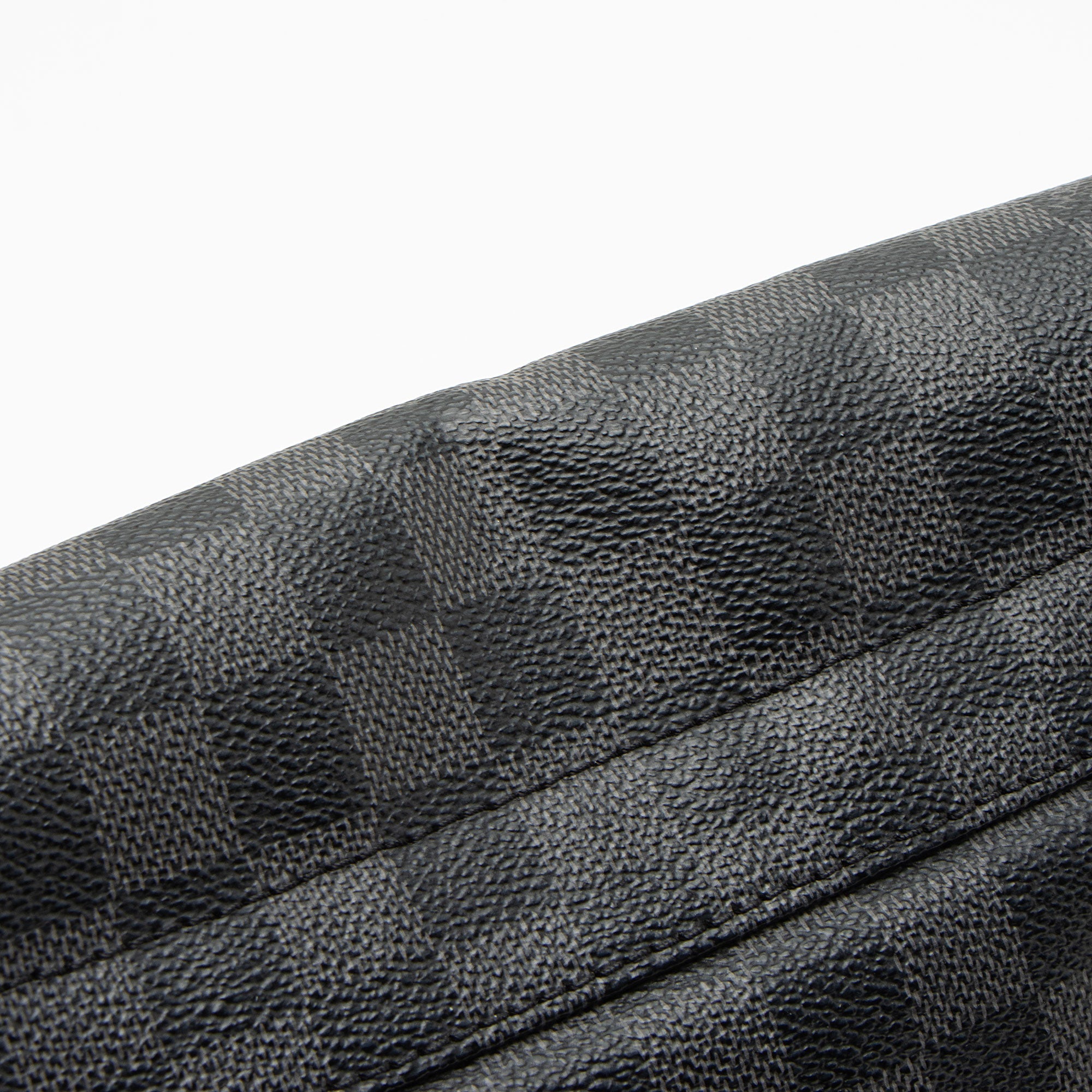 Louis Vuitton Damier Graphite District PM Messenger