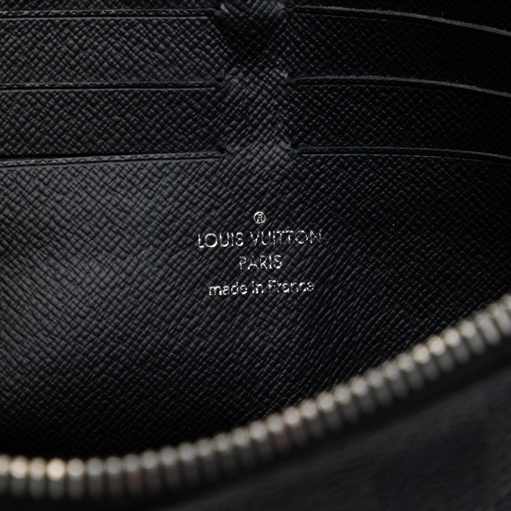 Louis Vuitton Damier Graphite Pochette Jour PM