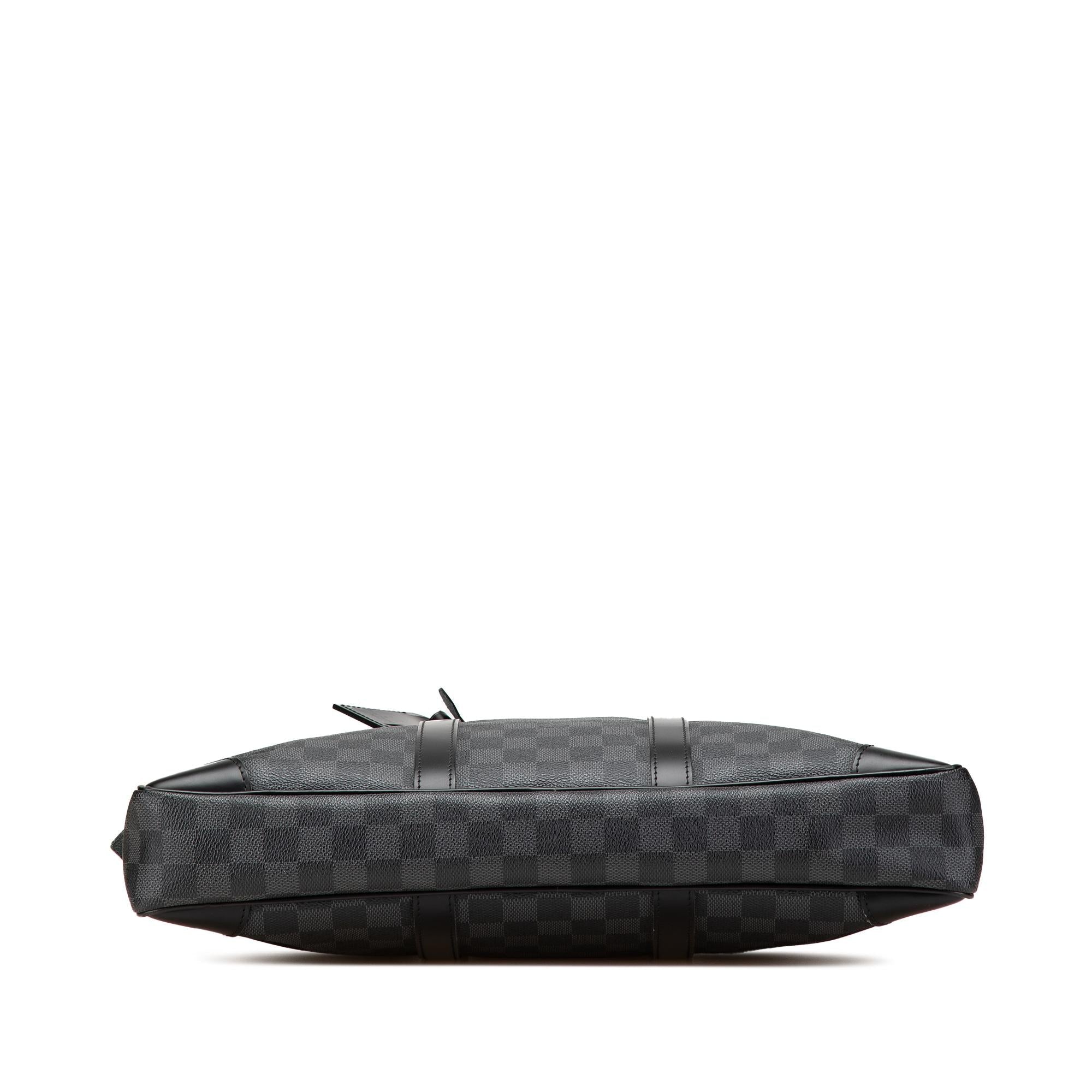 Louis Vuitton Damier Graphite Porte Documents Voyage PM