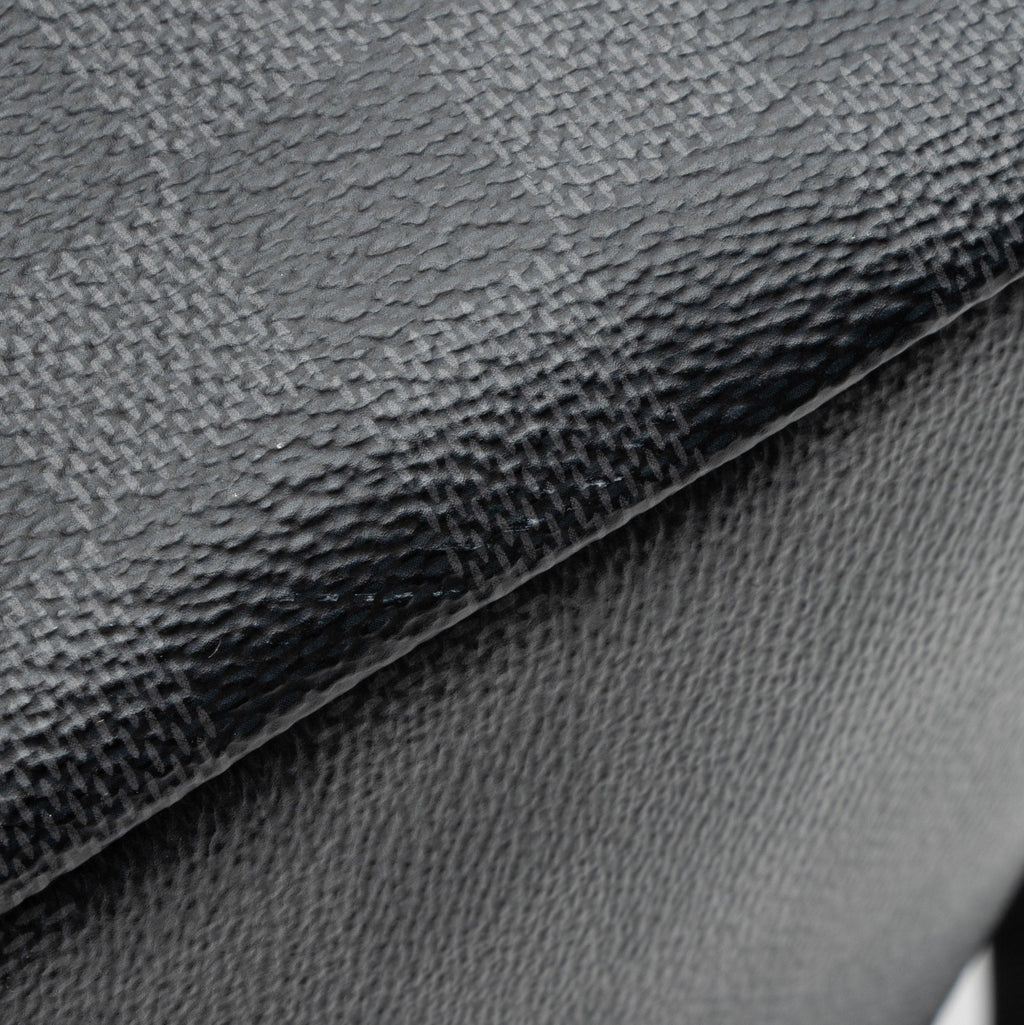 Louis Vuitton Damier Graphite Utility Backpack (SHF-0NLw2p)