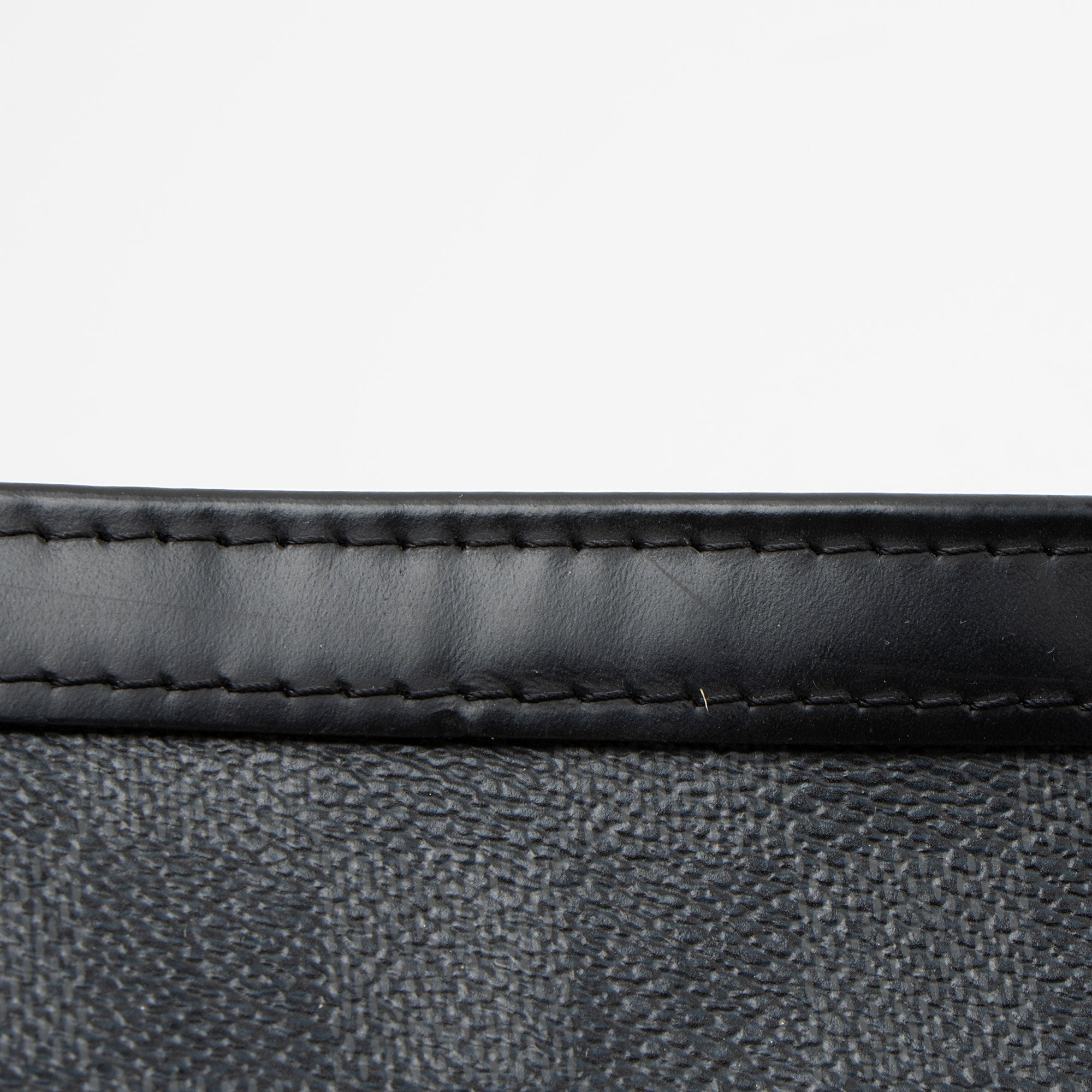 Louis Vuitton Damier Graphite Voyage MM Pochette