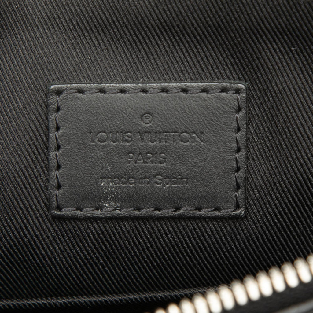 Louis Vuitton Damier Infini Discovery Messenger BB