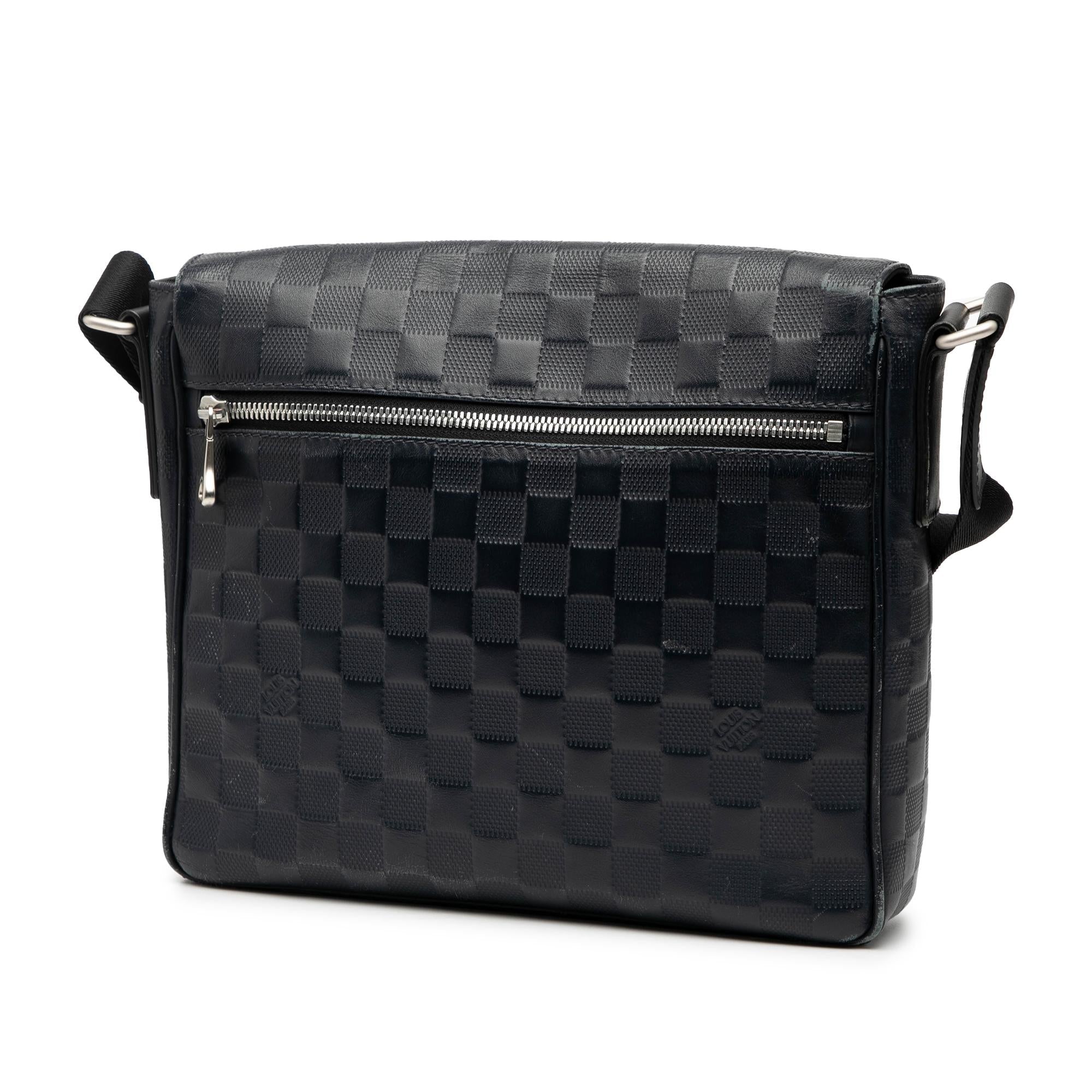 Louis Vuitton Damier Infini District PM