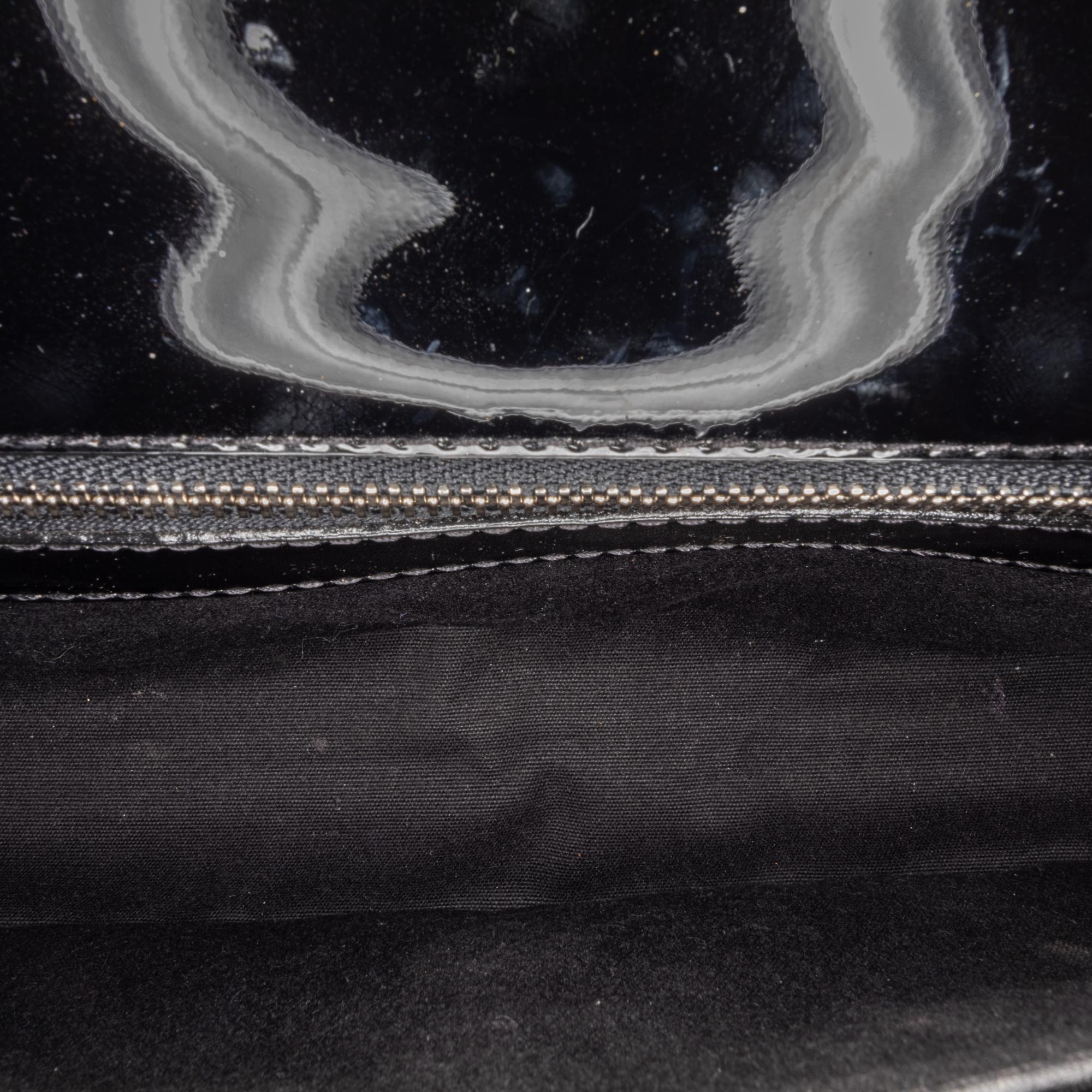 Louis Vuitton Electric Epi Sobe Clutch (SHG-34553)