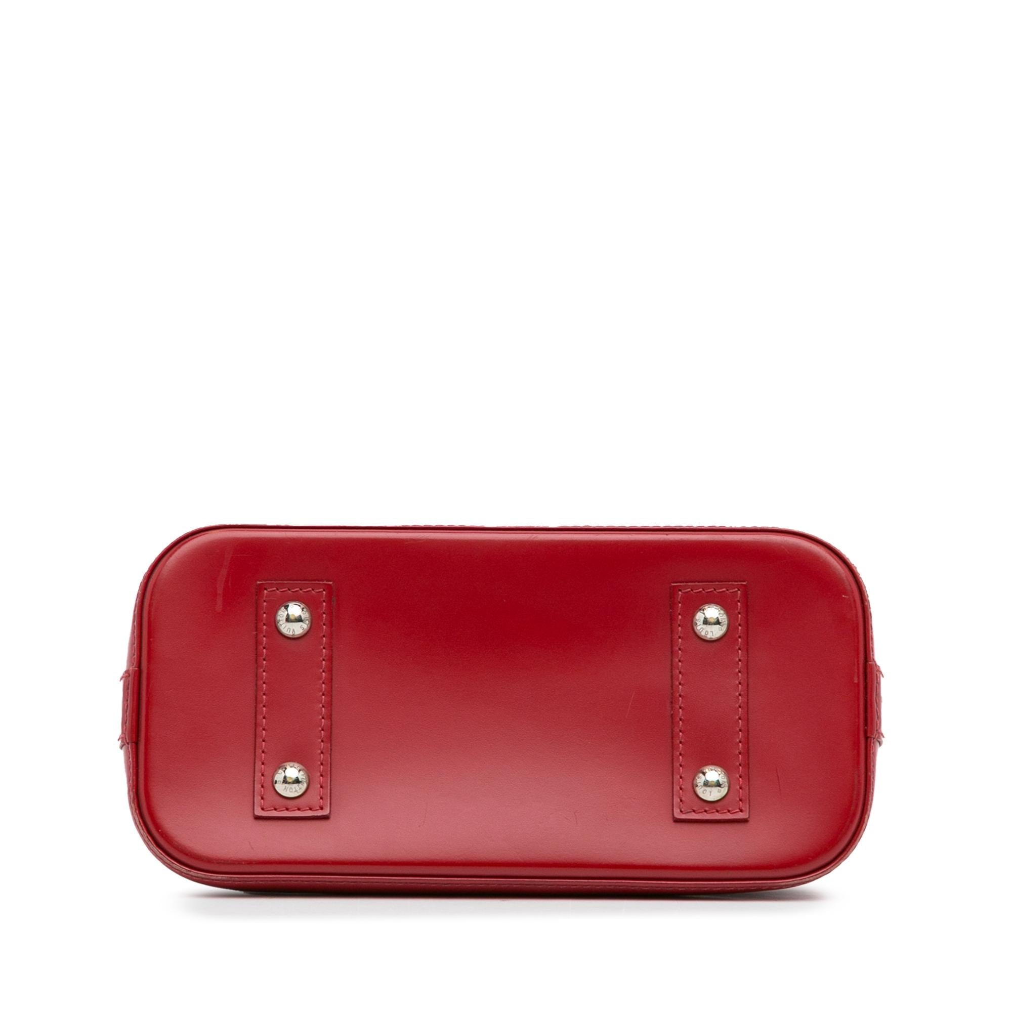 Louis Vuitton Epi Alma BB (SHG-x4Twy2)