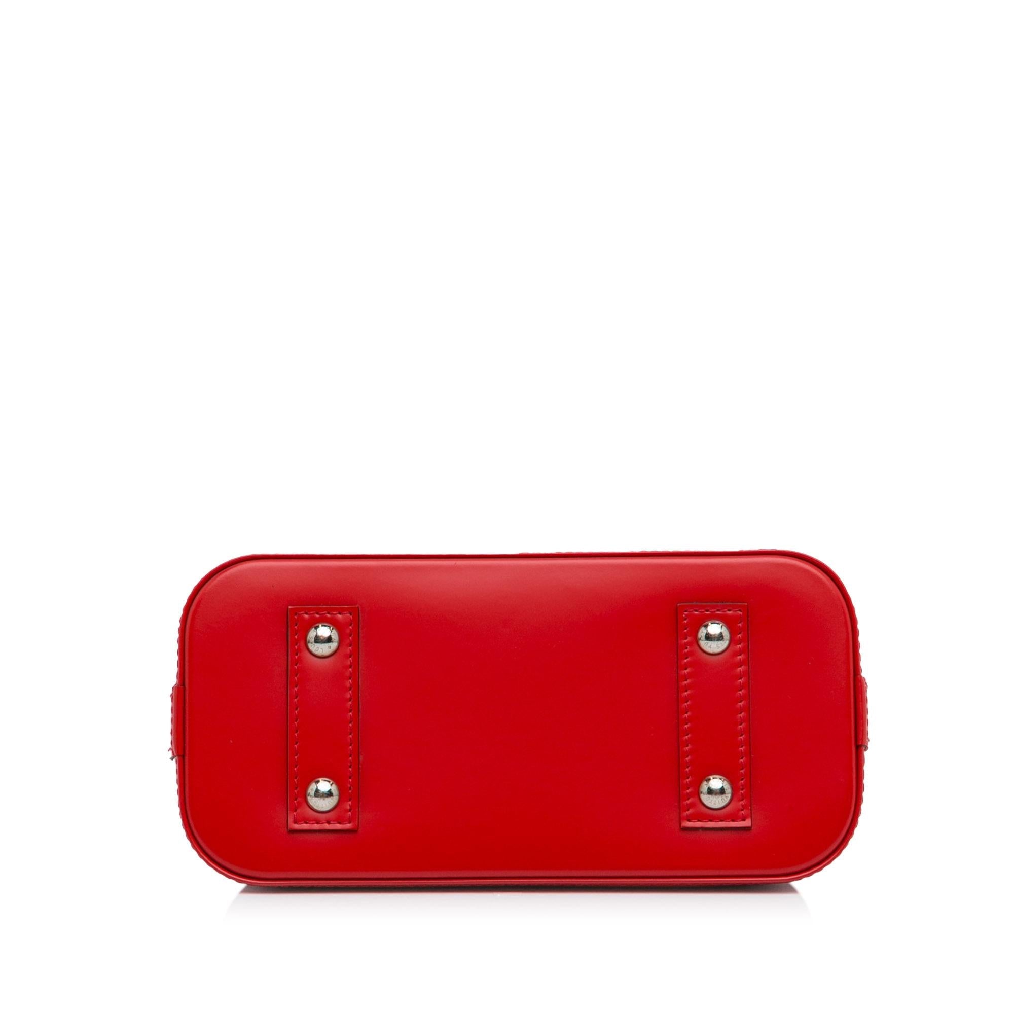 Louis Vuitton Epi Alma BB (SHG-b4lAAN)