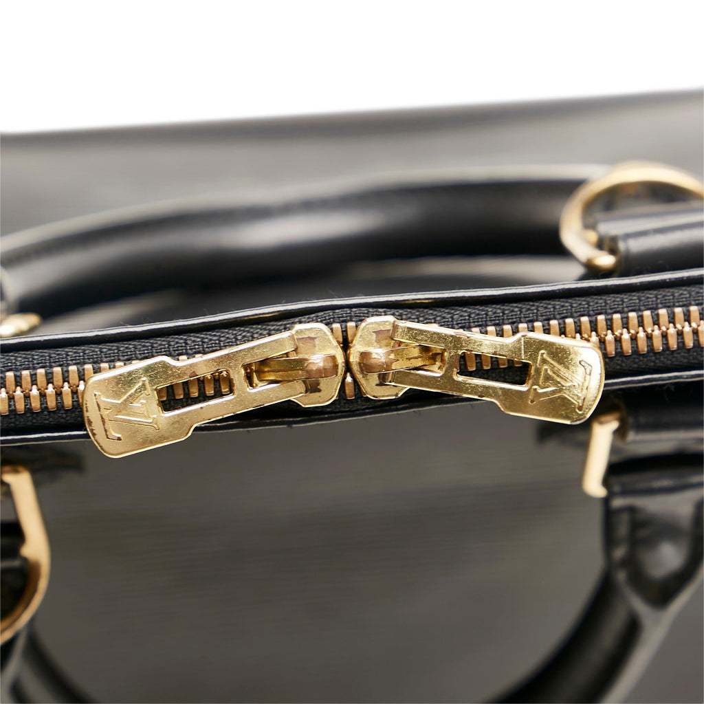 Louis Vuitton Epi Alma MM (SHG-35910)