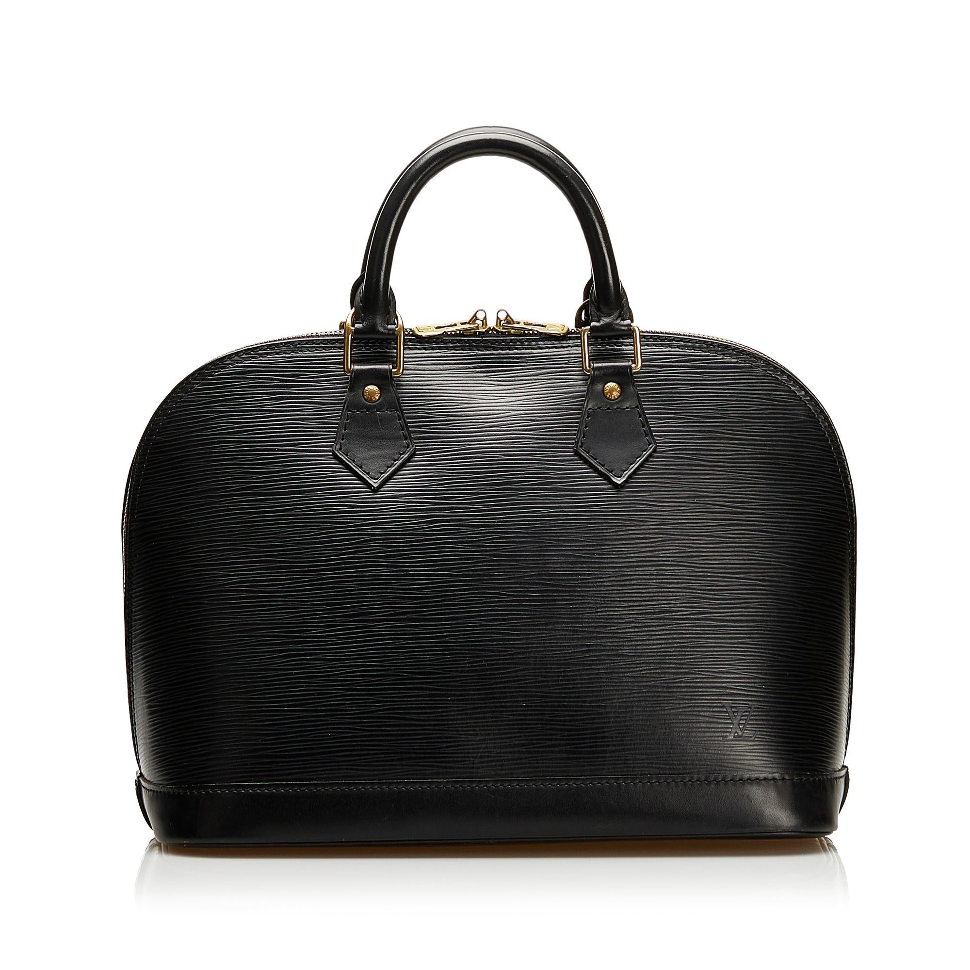 Louis Vuitton Epi Alma MM (SHG-35910)
