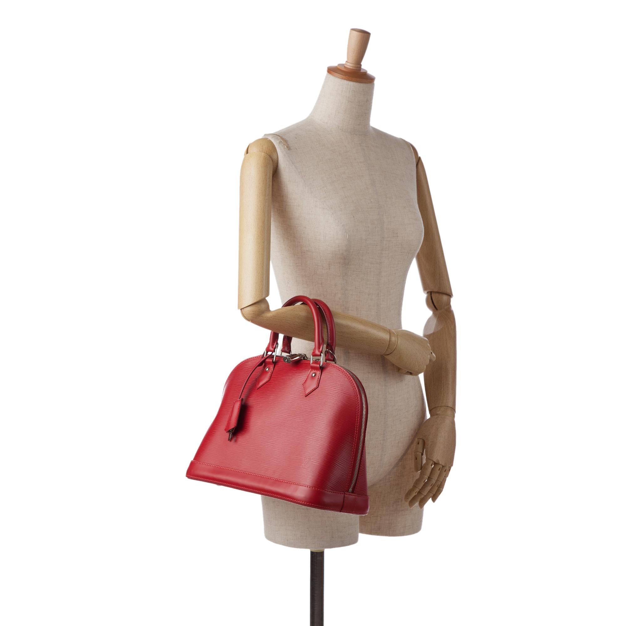 Louis Vuitton Epi Alma PM (SHG-zcMqLh)