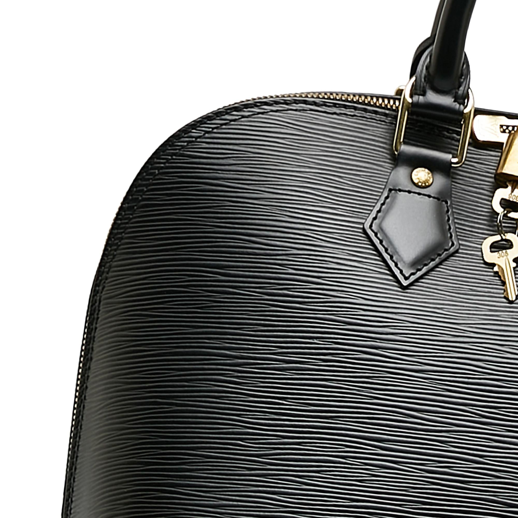 Louis Vuitton Epi Alma PM (SHG-awvIGJ)