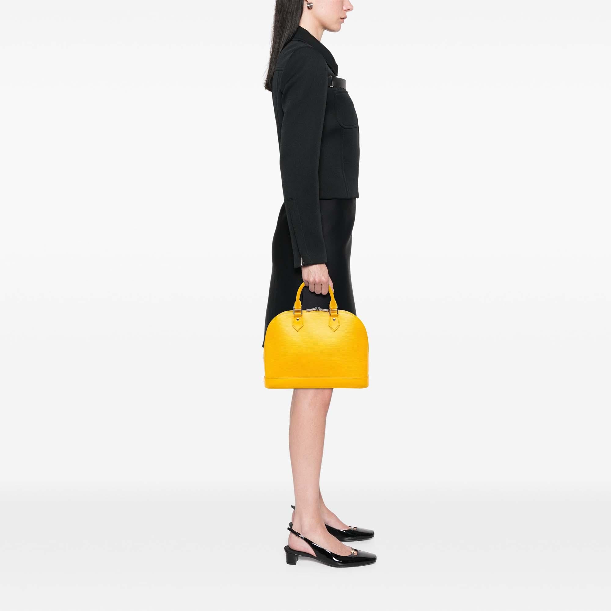 Louis Vuitton Epi Alma PM