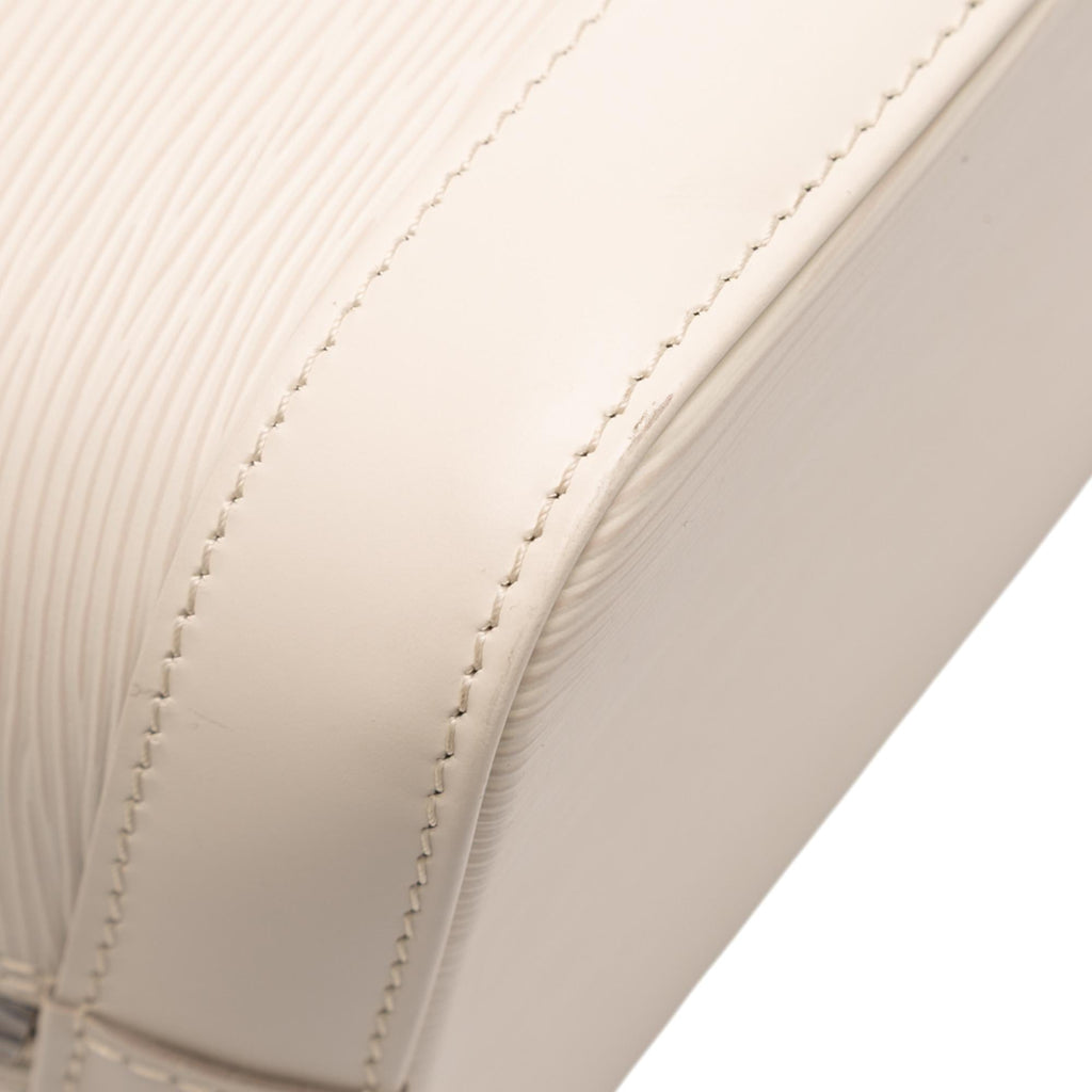 Louis Vuitton Epi Alma PM