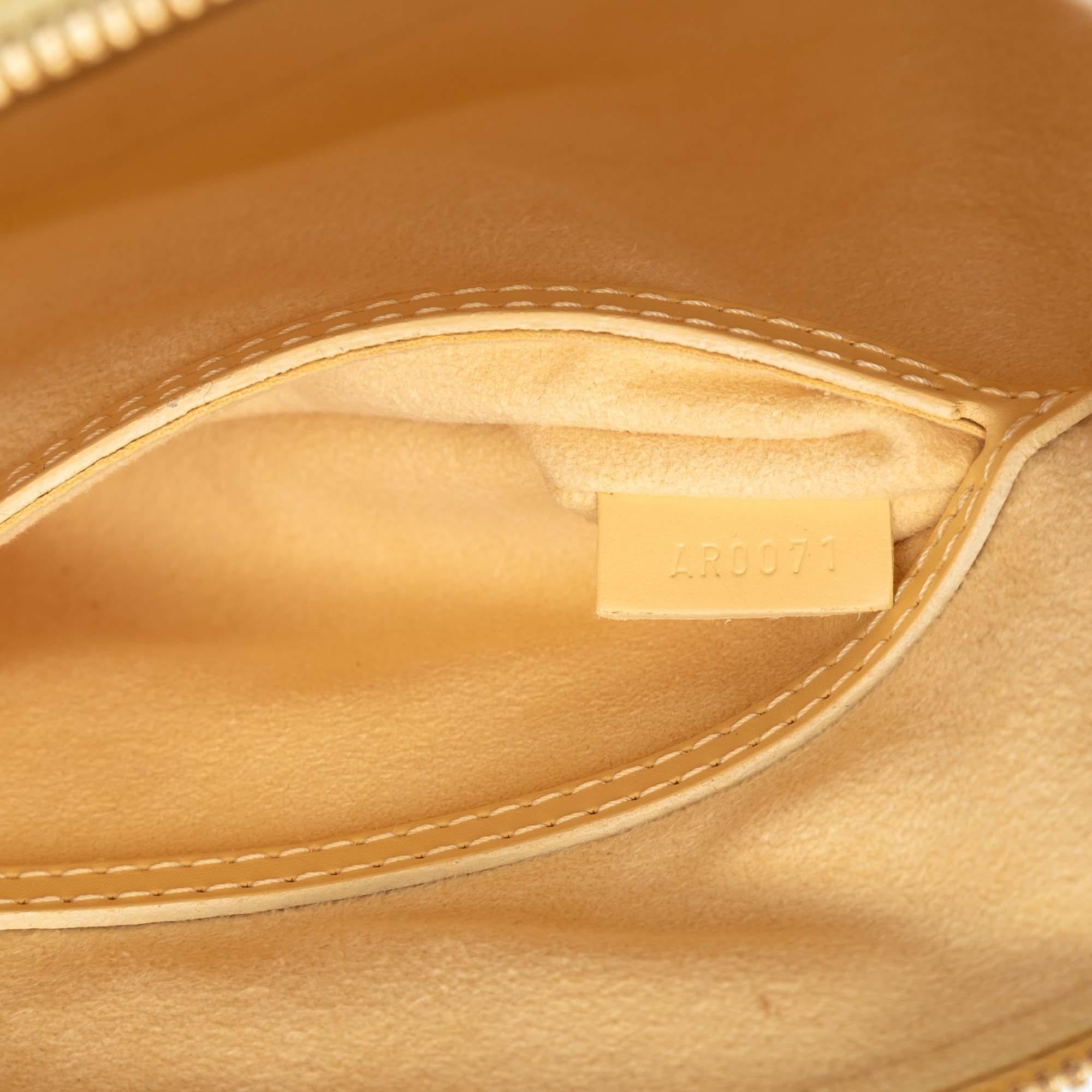 Louis Vuitton Epi Alma PM