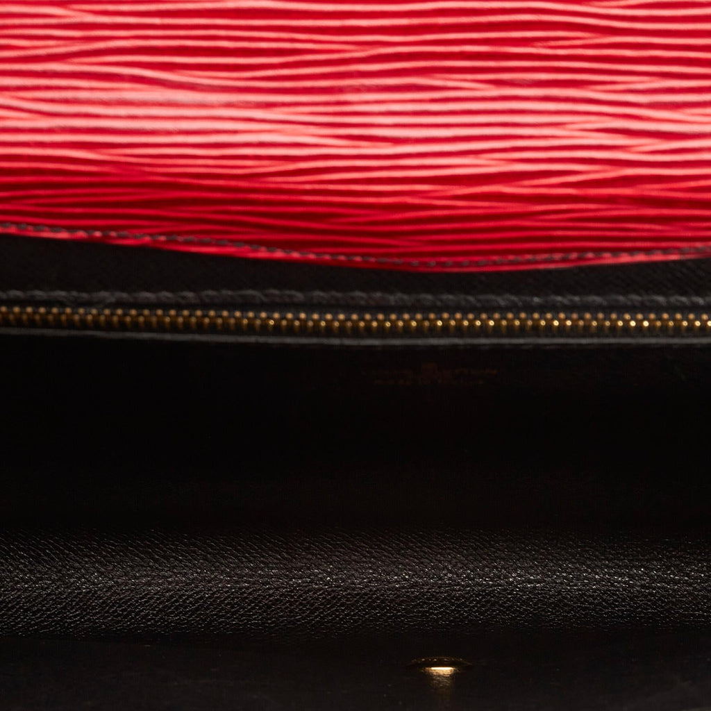 Louis Vuitton Epi Art Deco (SHG-FDRevQ)