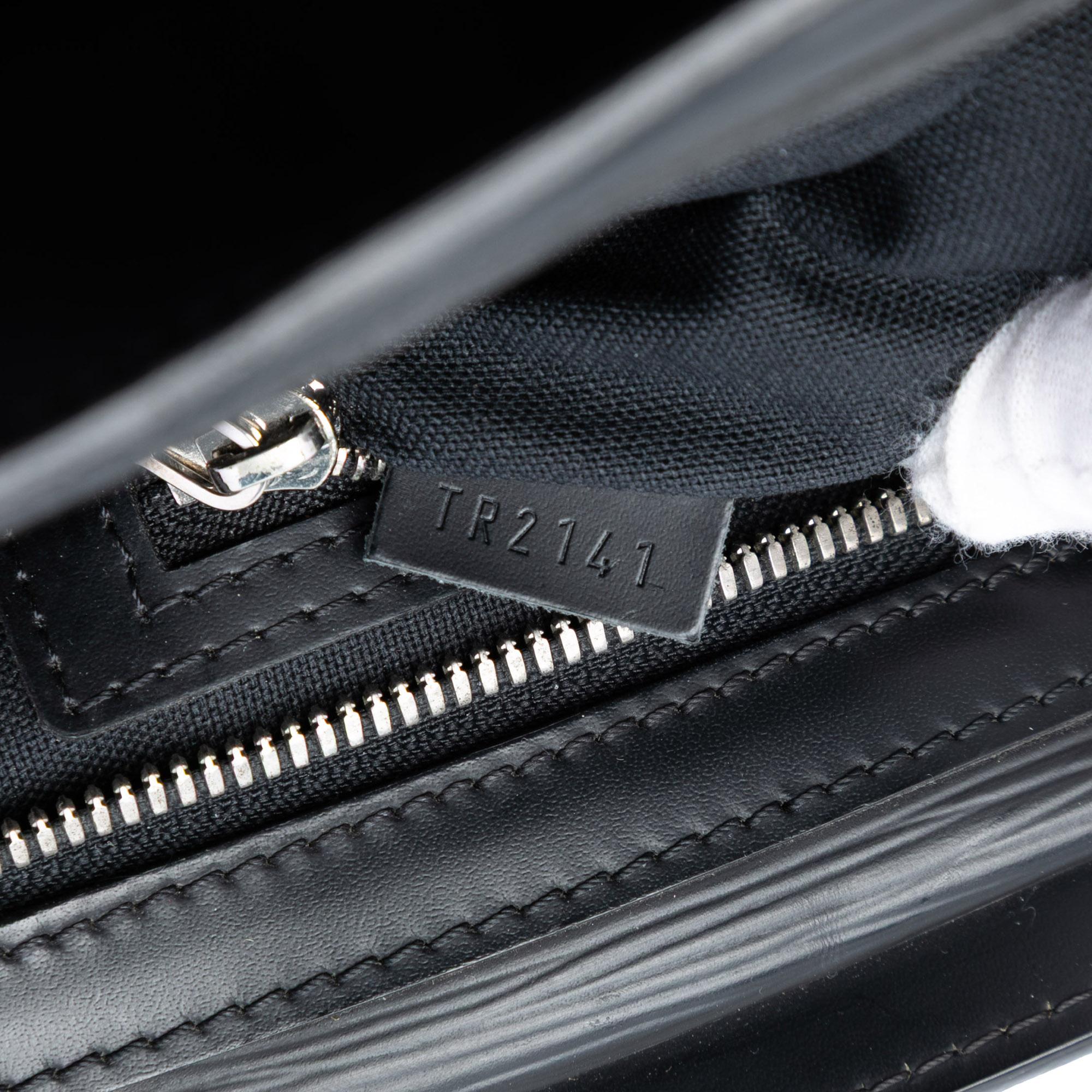 Louis Vuitton Epi Bassano GM