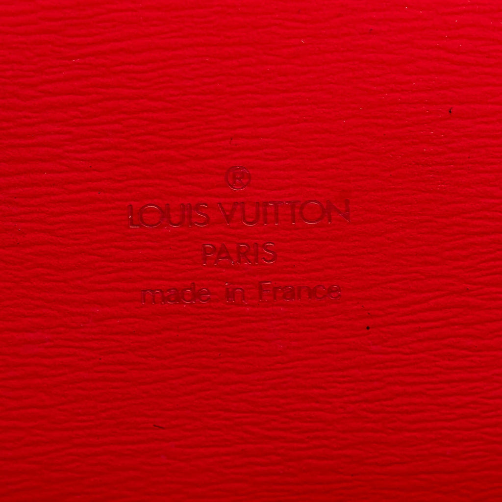 Louis Vuitton Epi Capucines (SHG-30252)