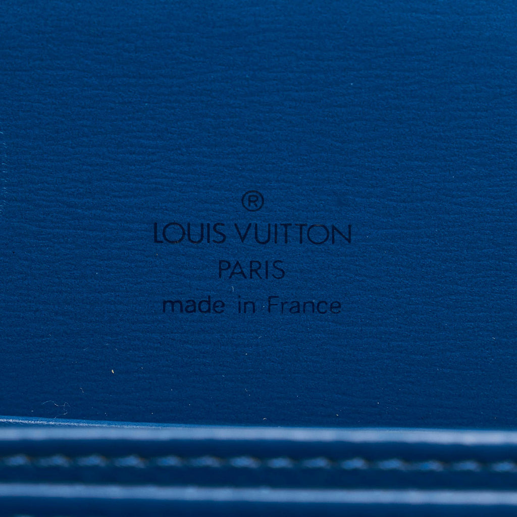 Louis Vuitton Epi Capucines (SHG-37266)