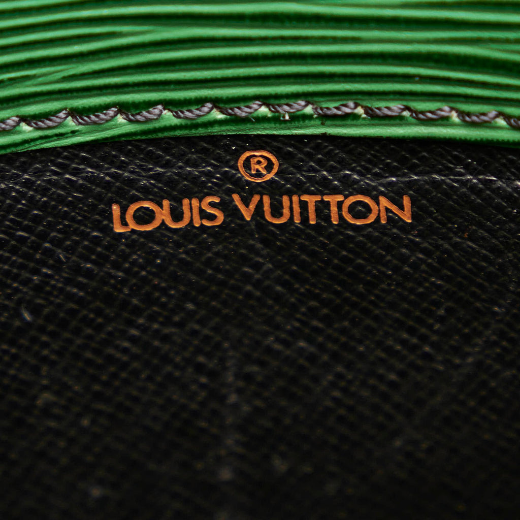 Louis Vuitton Epi Cartouchiere MM (SHG-30202)