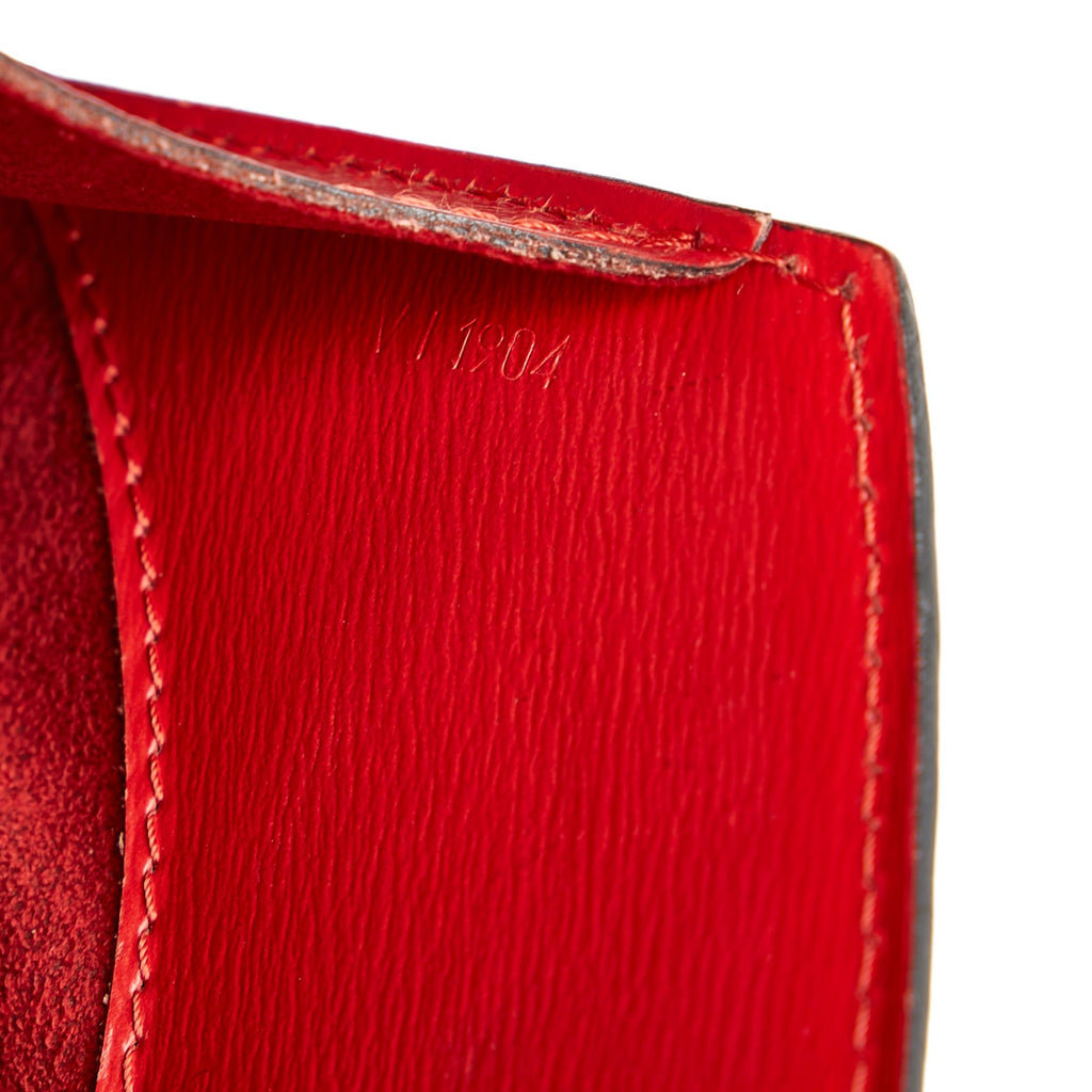 Louis Vuitton Epi Cluny (SHG-35926)