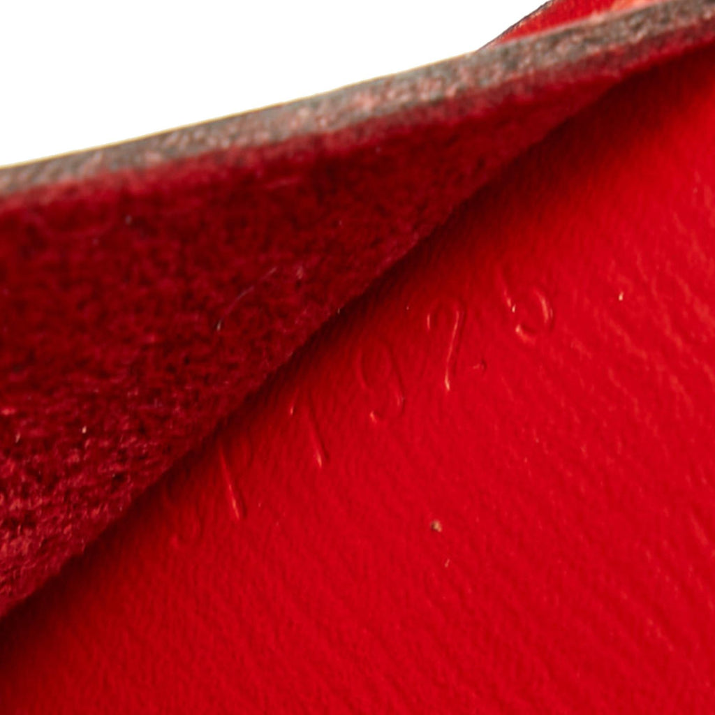 Louis Vuitton Epi Cluny (SHG-36922)