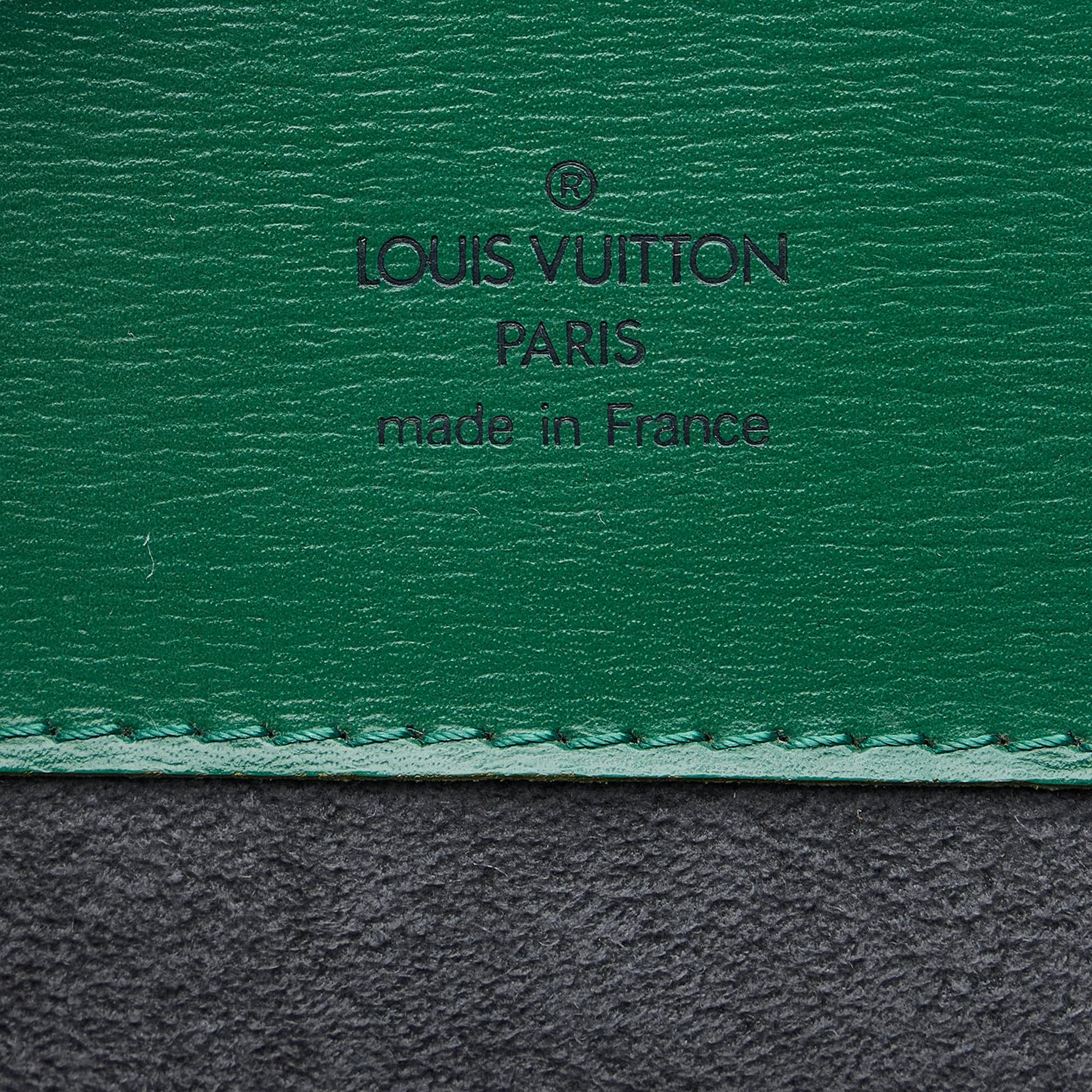Louis Vuitton Epi Cluny (SHG-CP75BH)