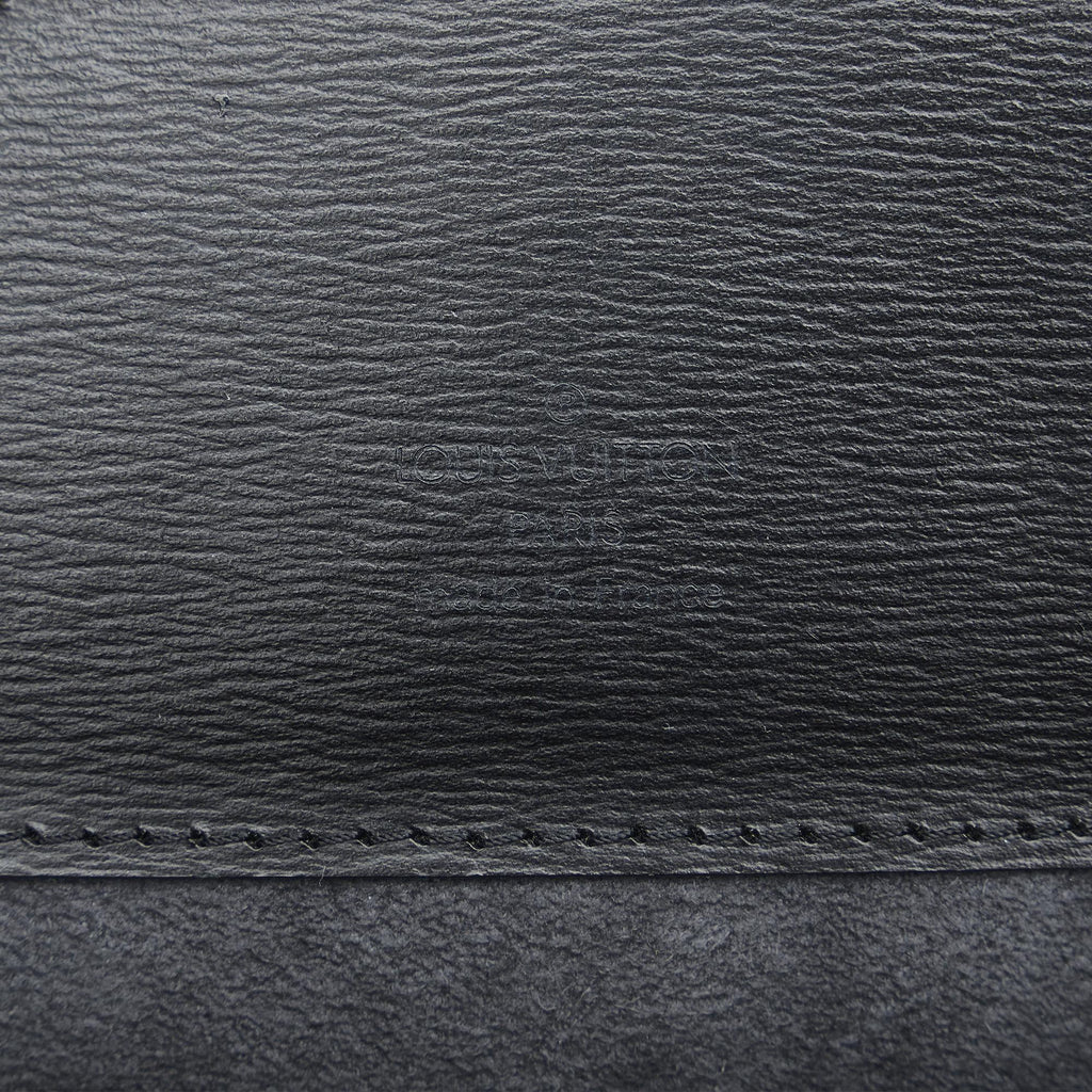 Louis Vuitton Epi Cluny (SHG-KJd9US)