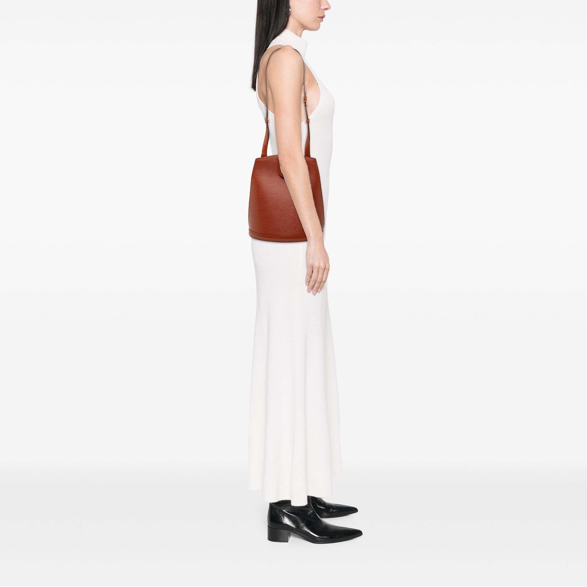 Louis Vuitton Epi Cluny