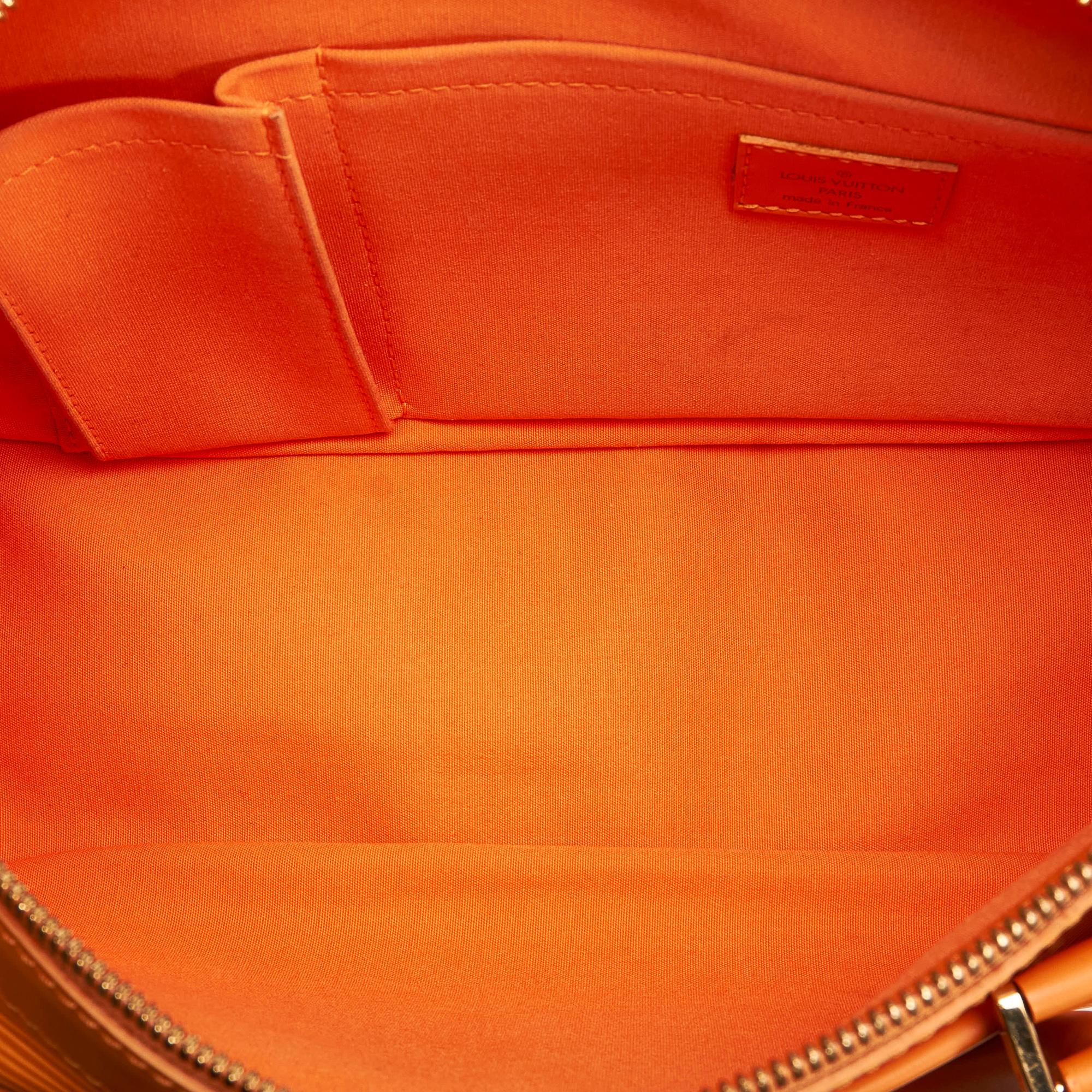 Louis Vuitton Epi Dhanura PM (SHG-28421)